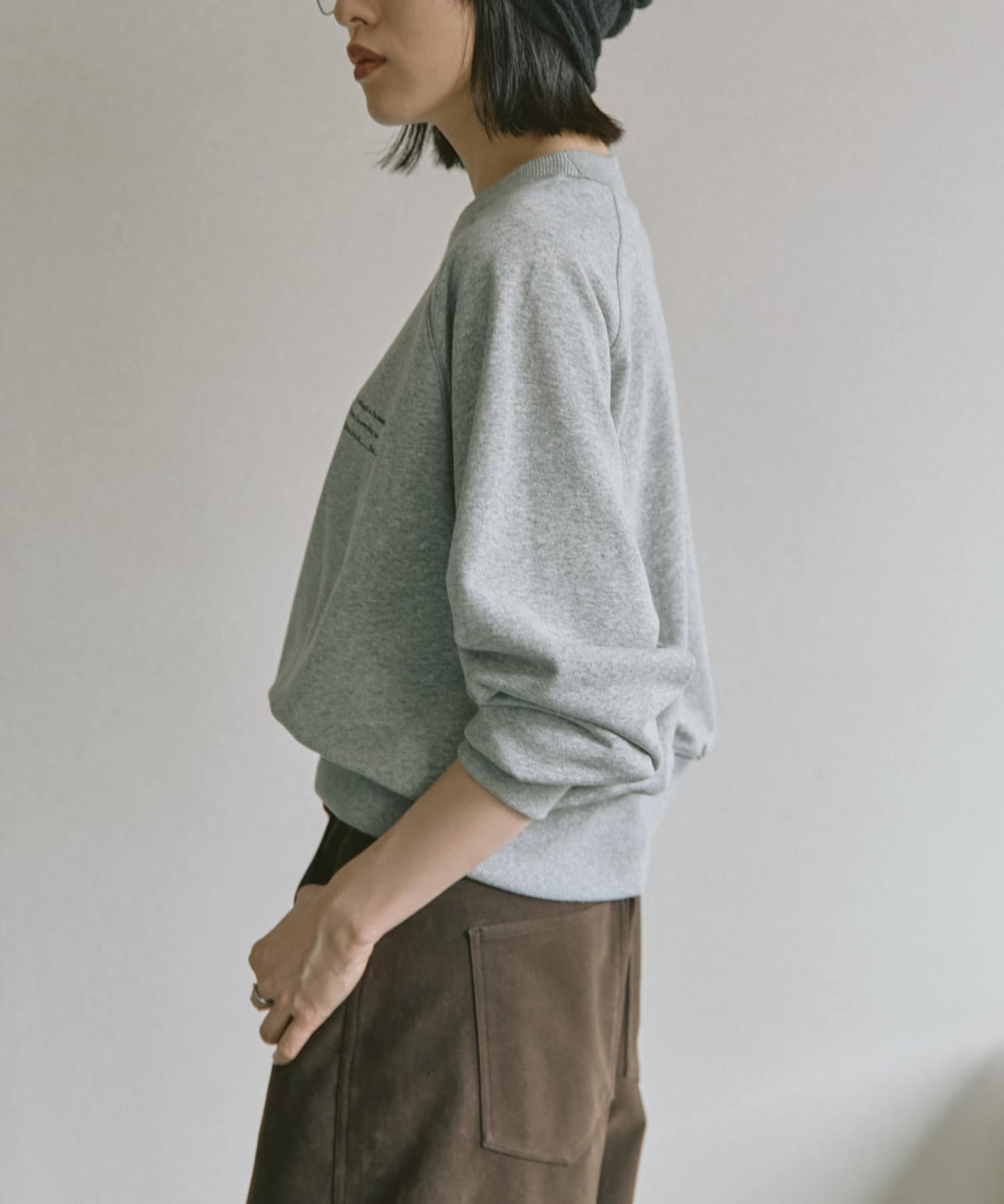 TOP GRAY