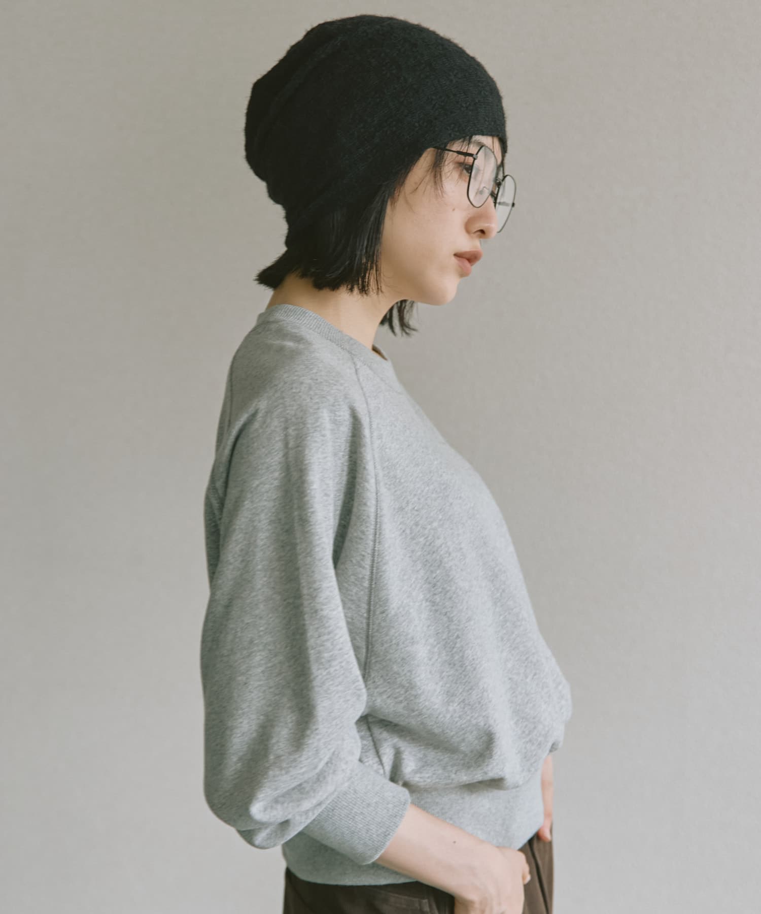 TOP GRAY