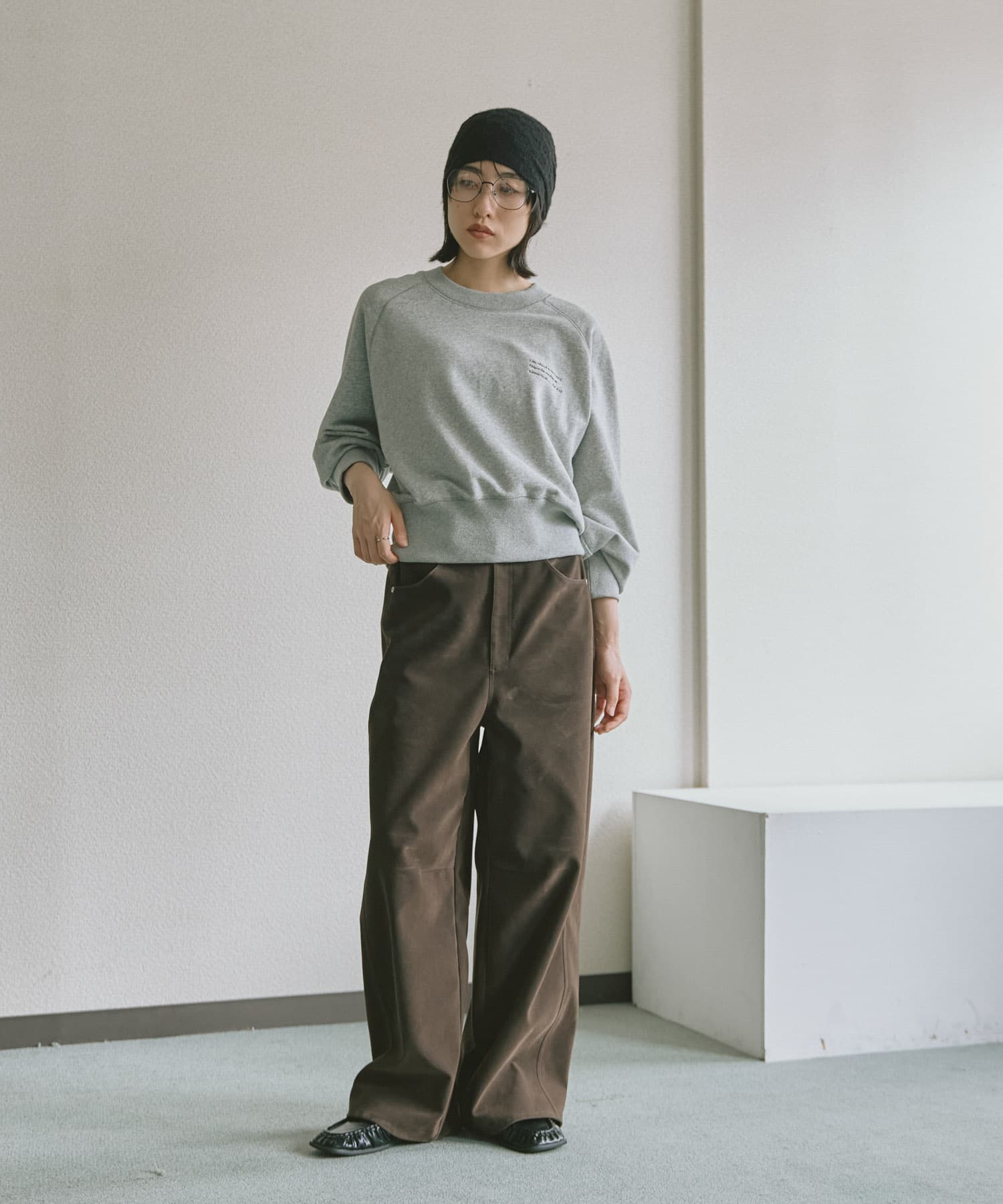 TOP GRAY