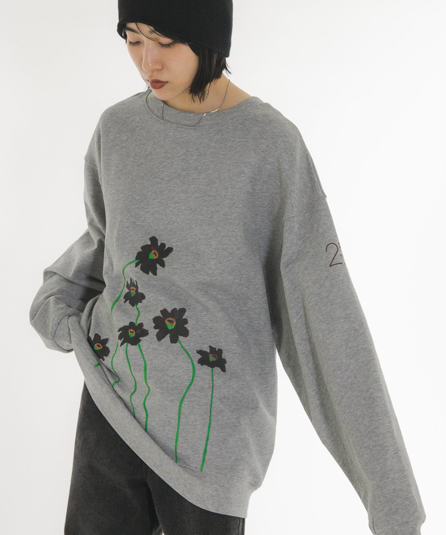 TOP GRAY