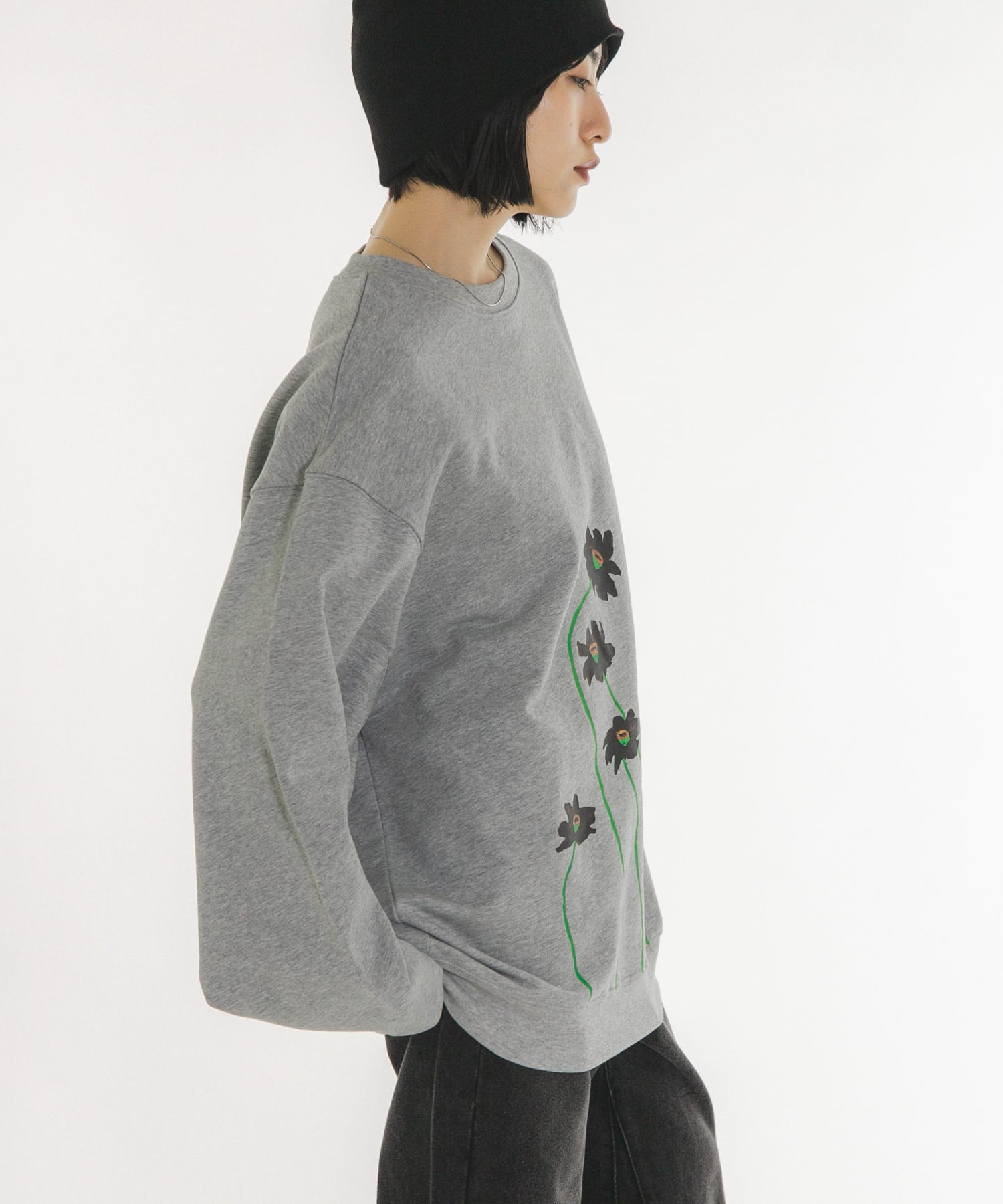 TOP GRAY