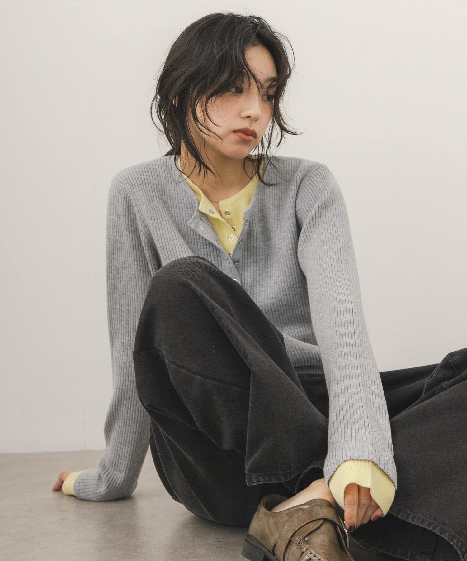 GRAY×YEL
