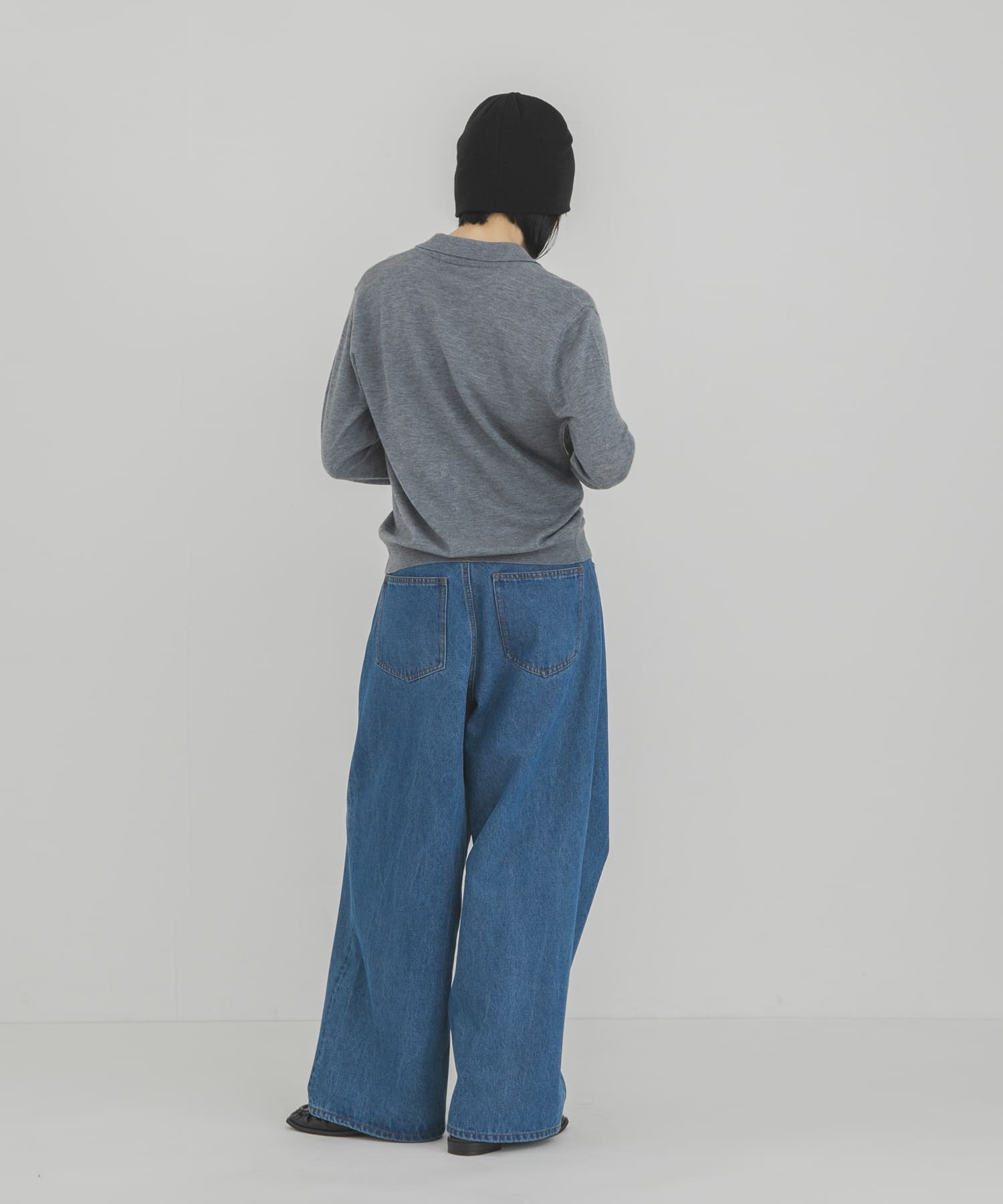 TOP GRAY