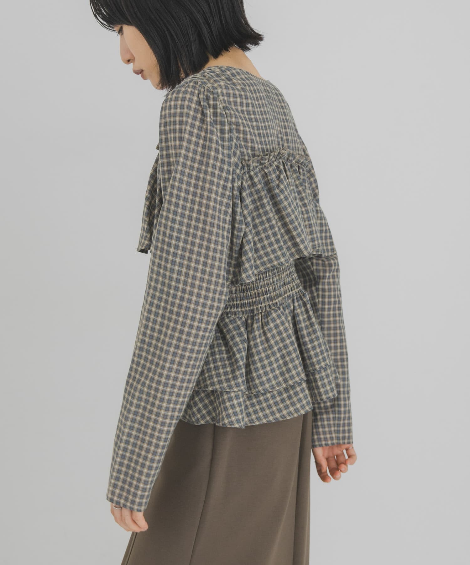 チェックフリルペプラムブラウス(One BROWN): トップス｜URBAN