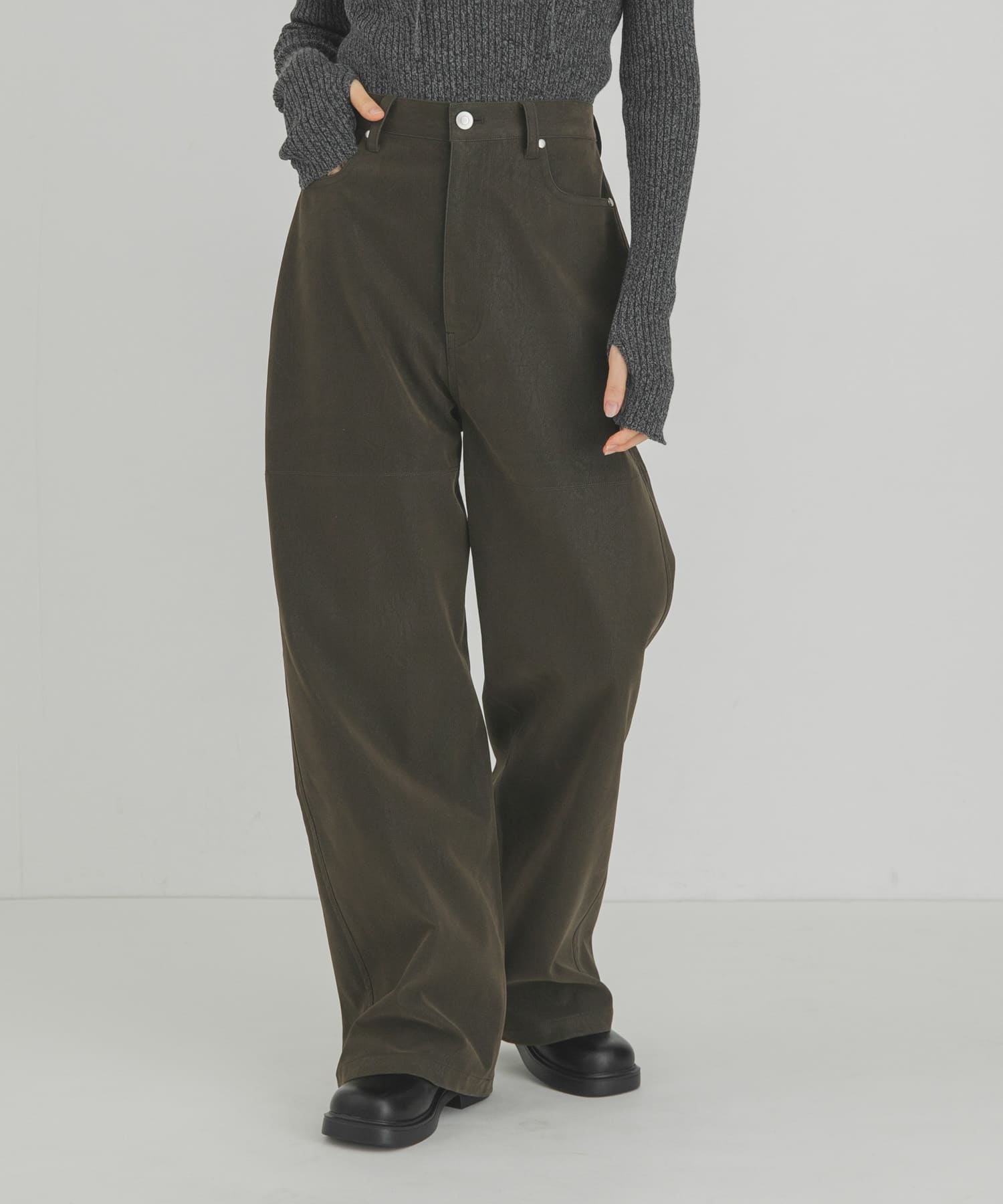 KHAKI