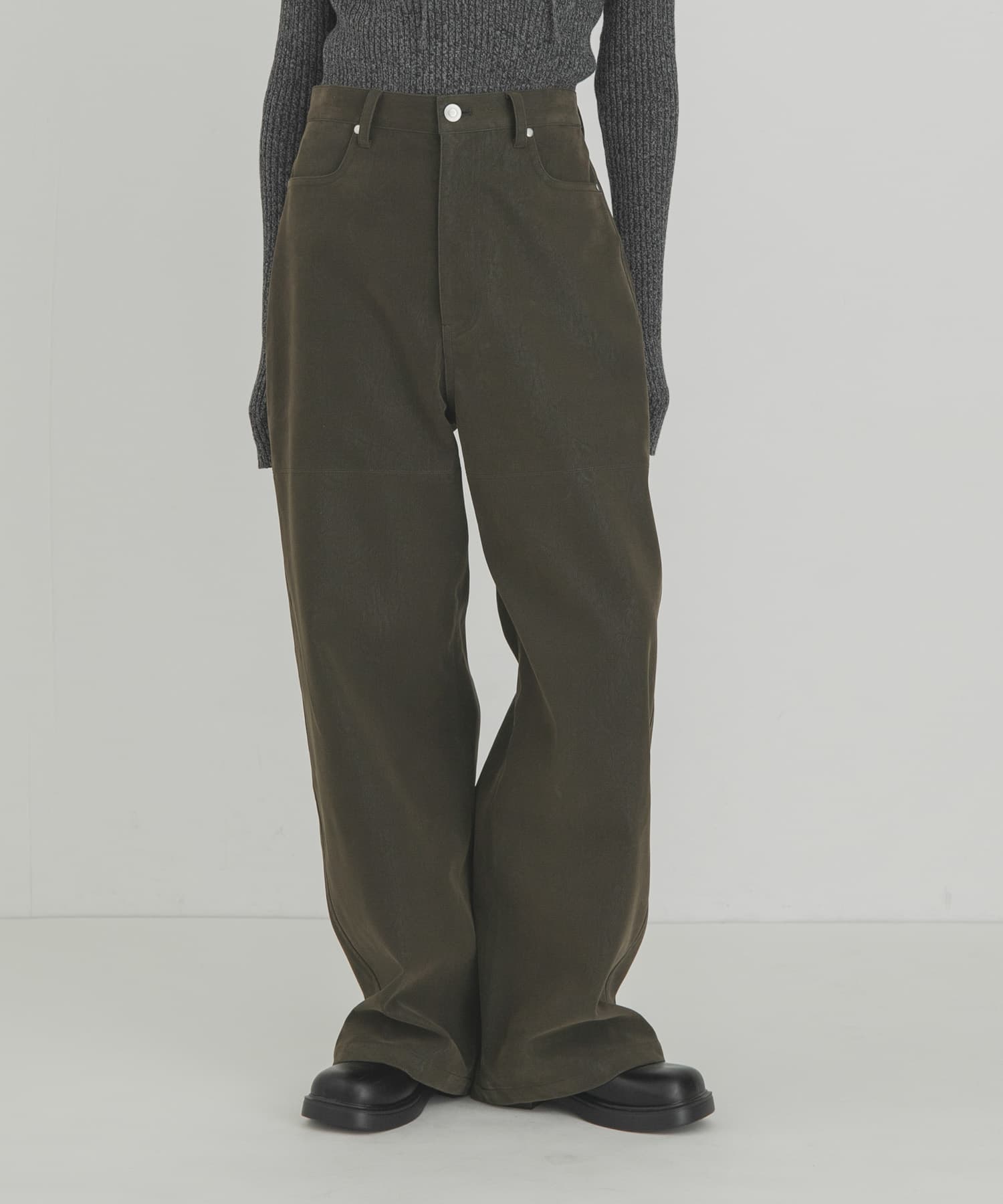 KHAKI