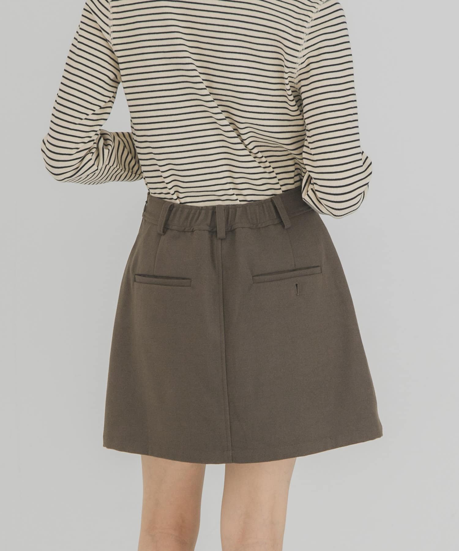 D.KHAKI