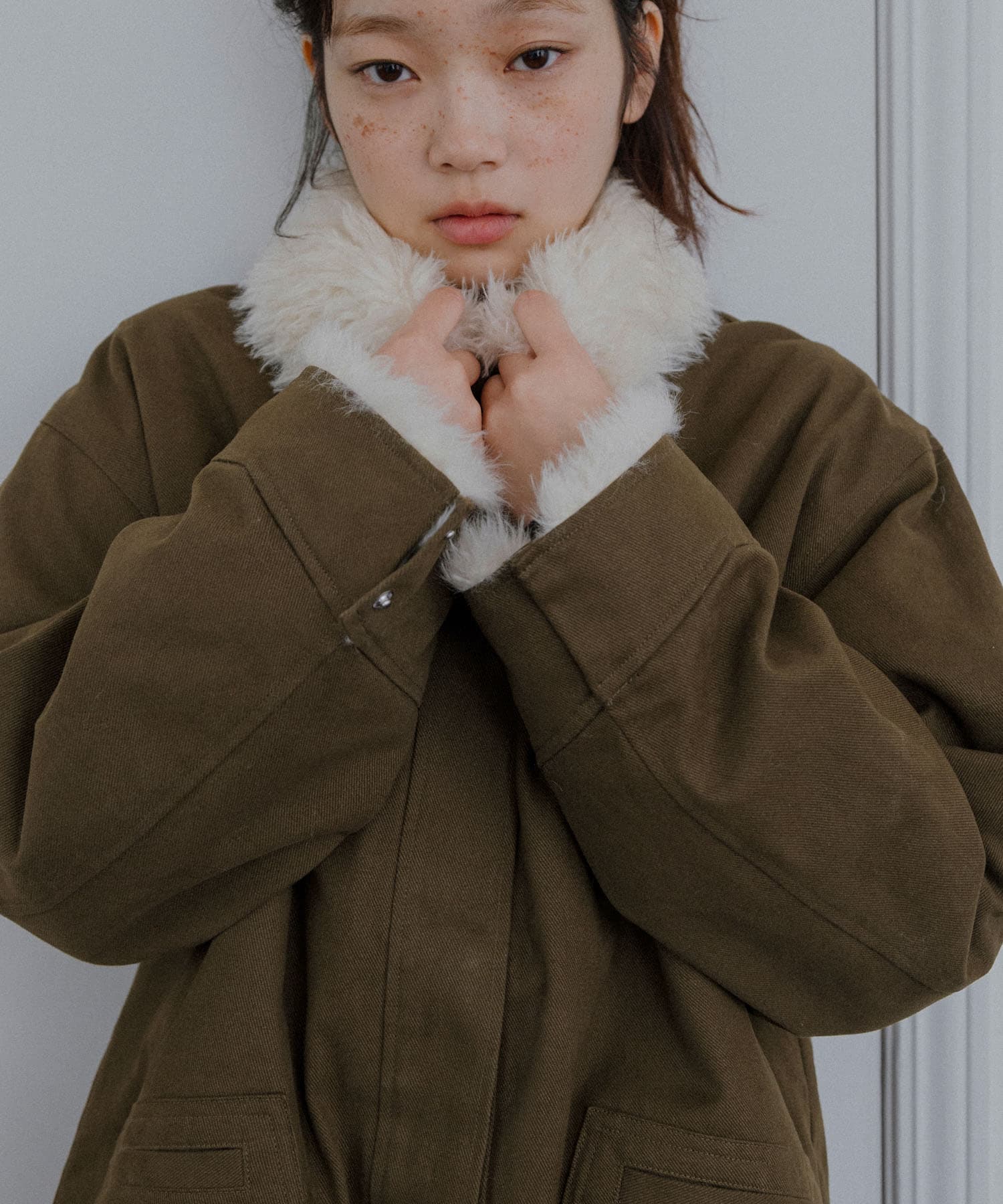 KHAKI×IVO
