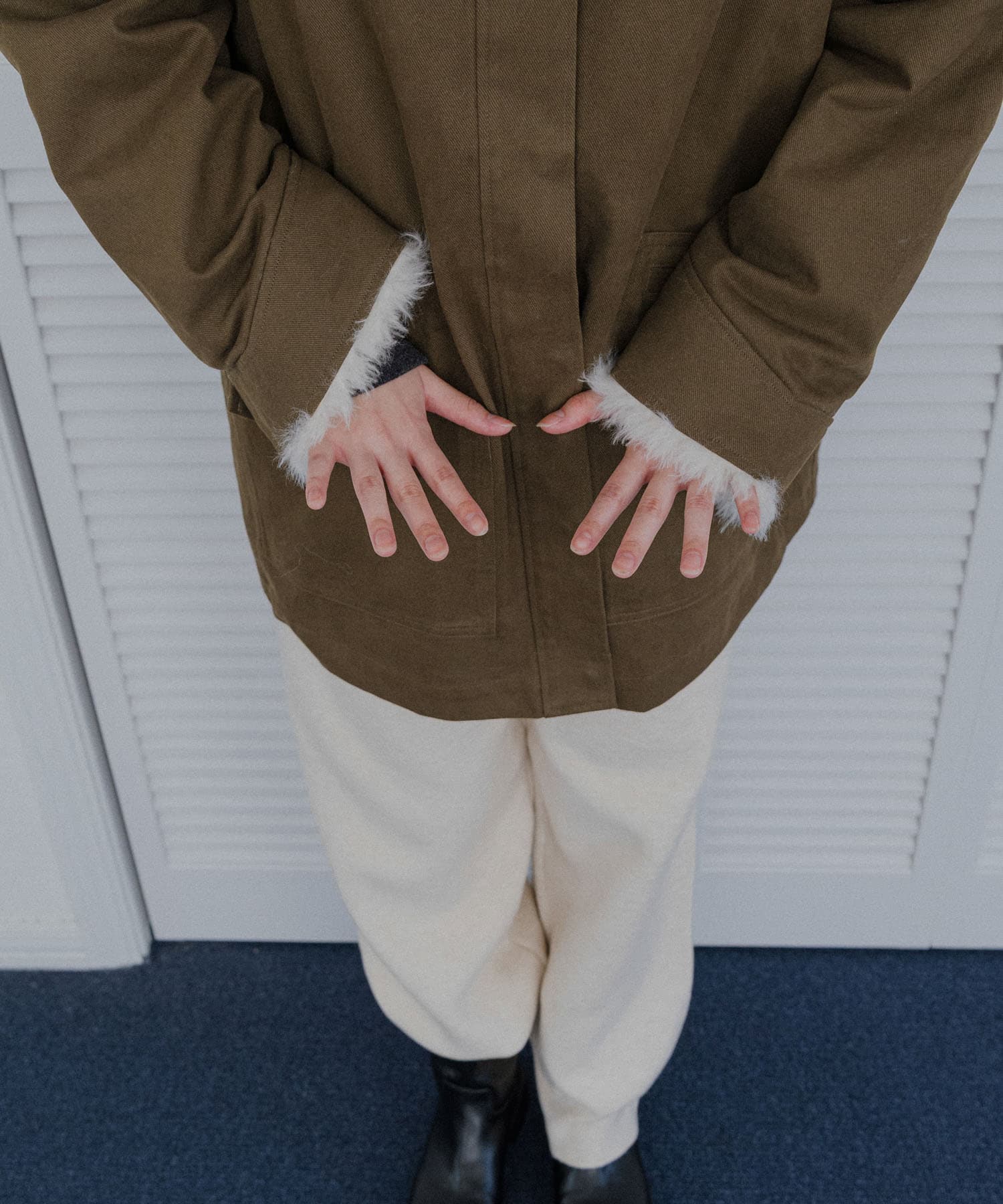 KHAKI×IVO