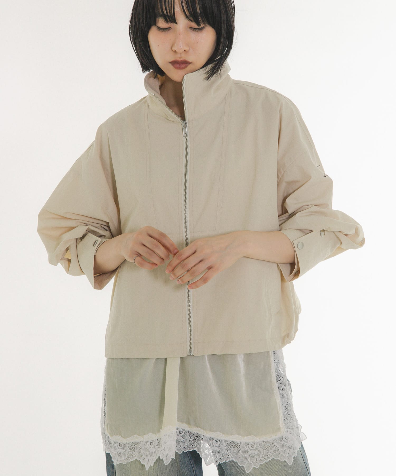 L.BEIGE