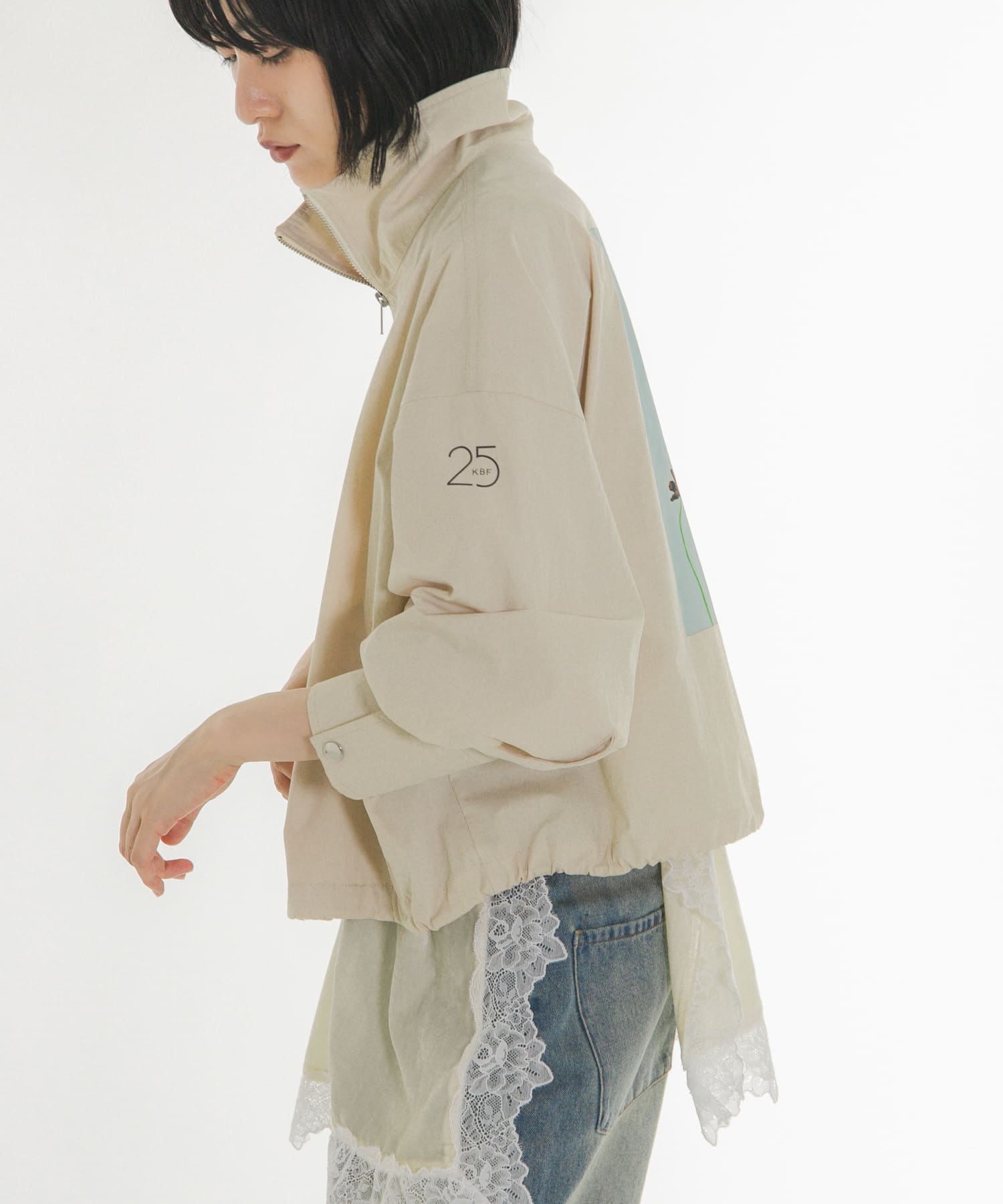 L.BEIGE
