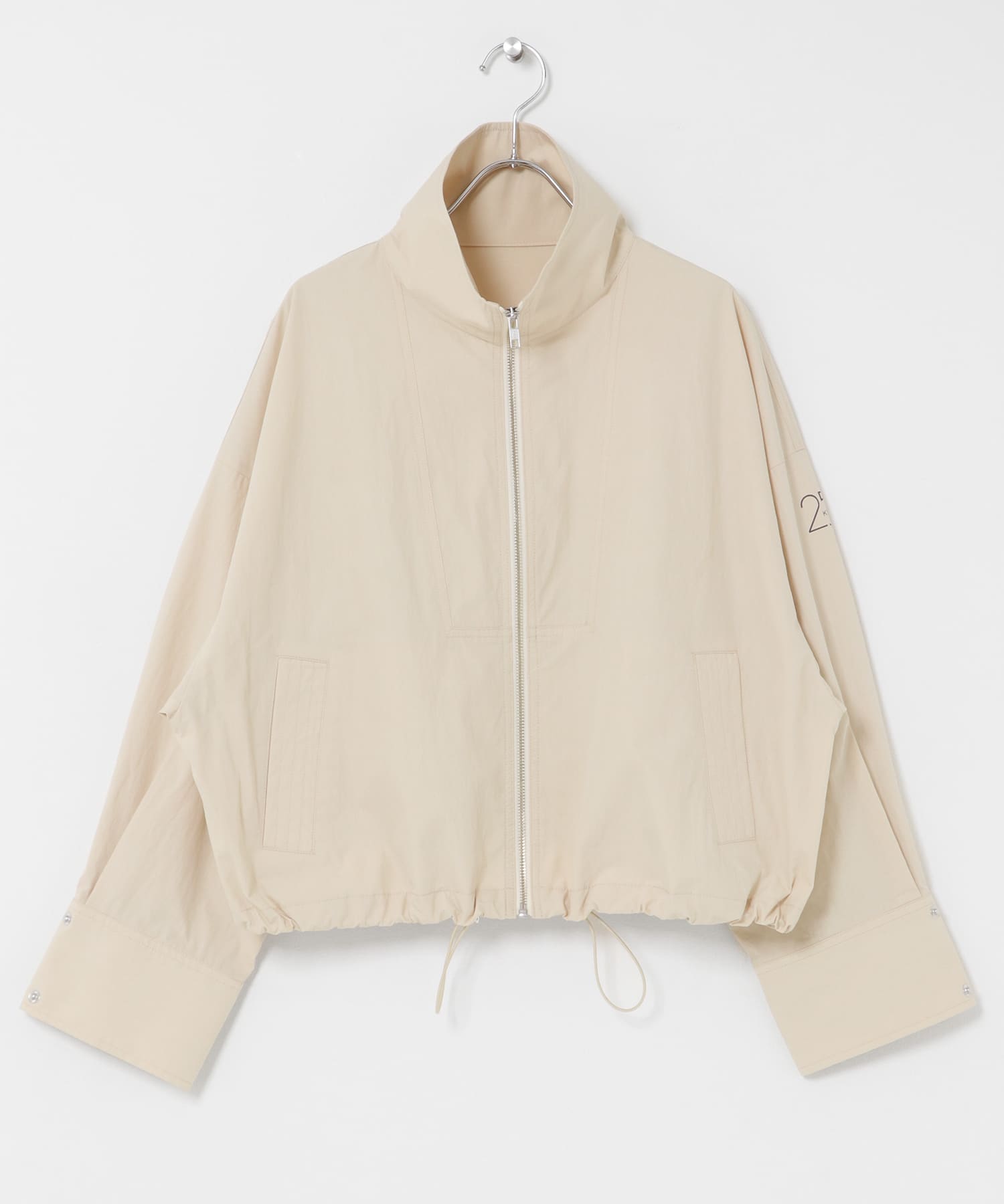 L.BEIGE