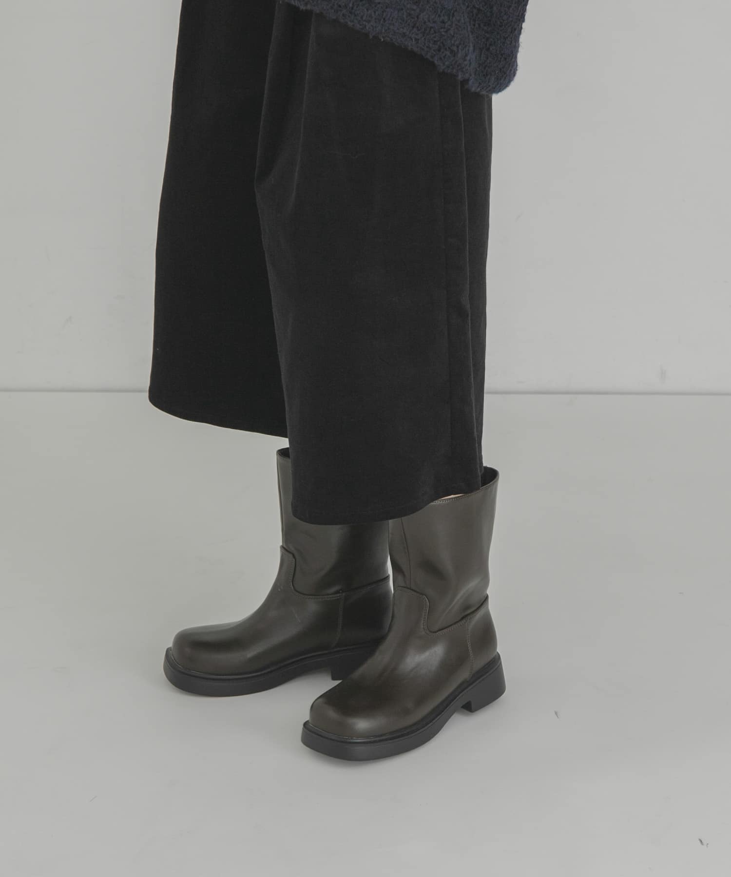 D.BROWN