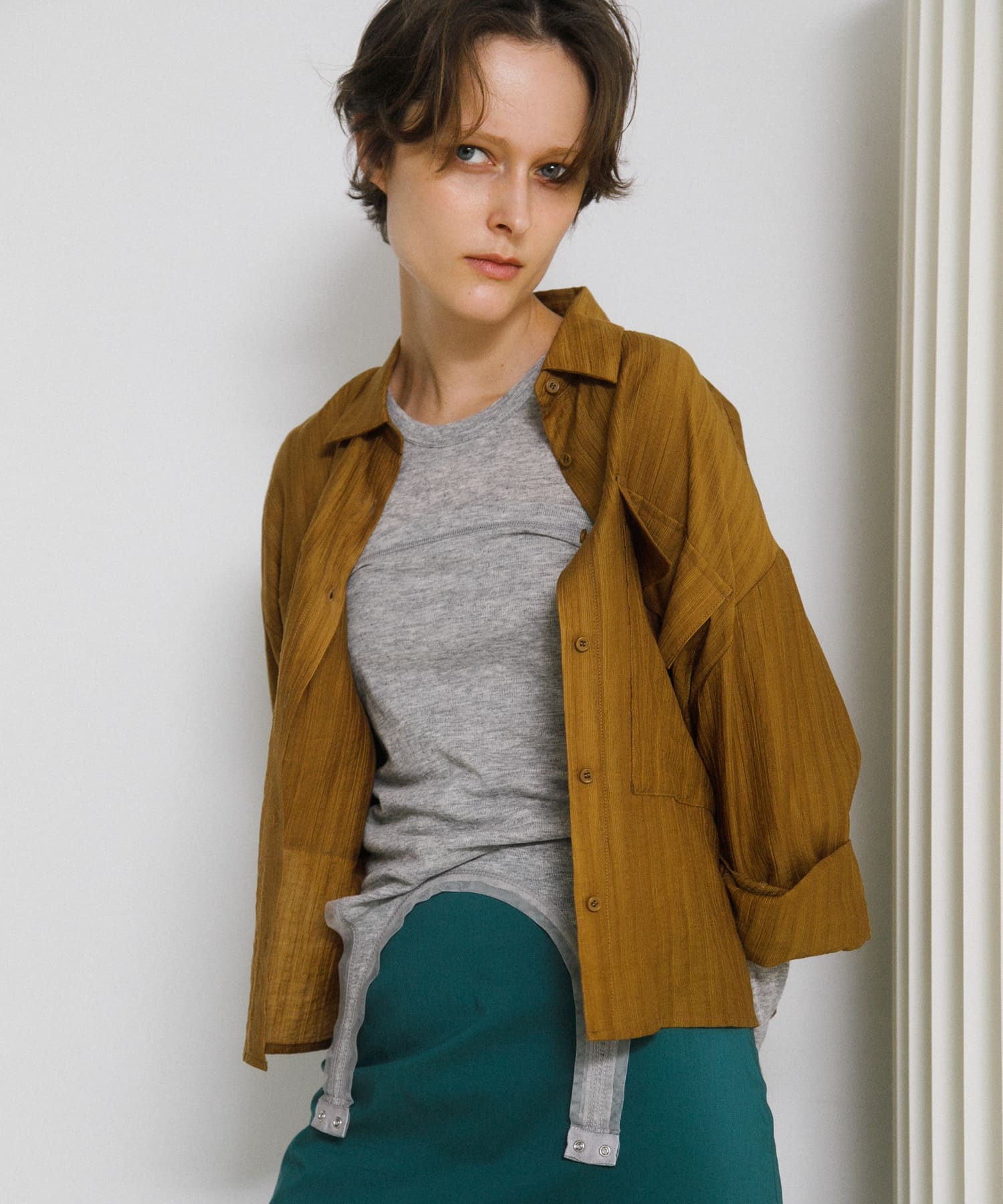 layered piping tee