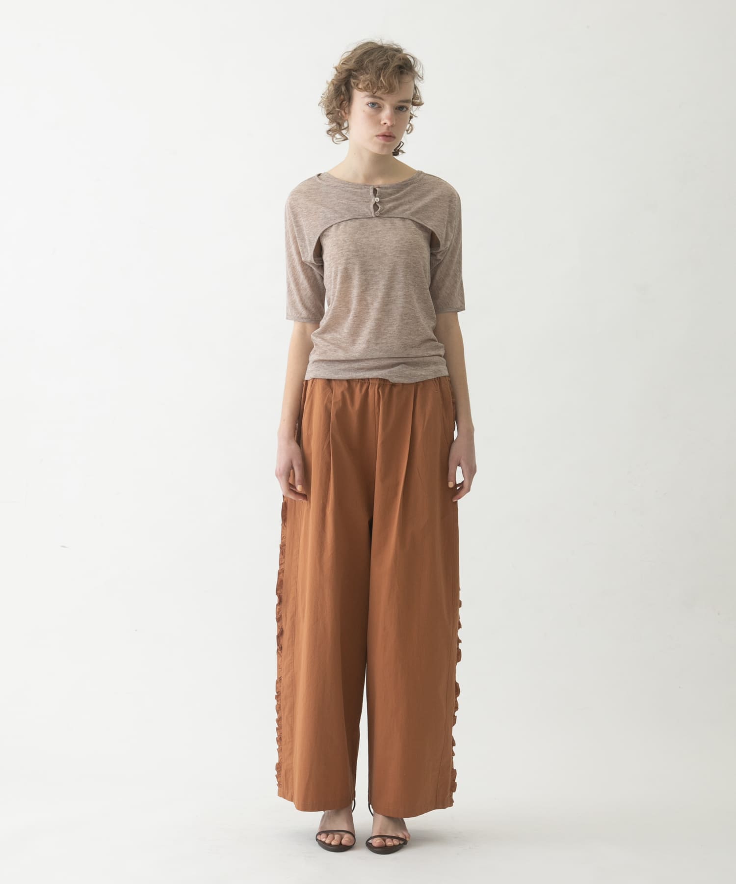 model : 174cm 着用サイズ : Free