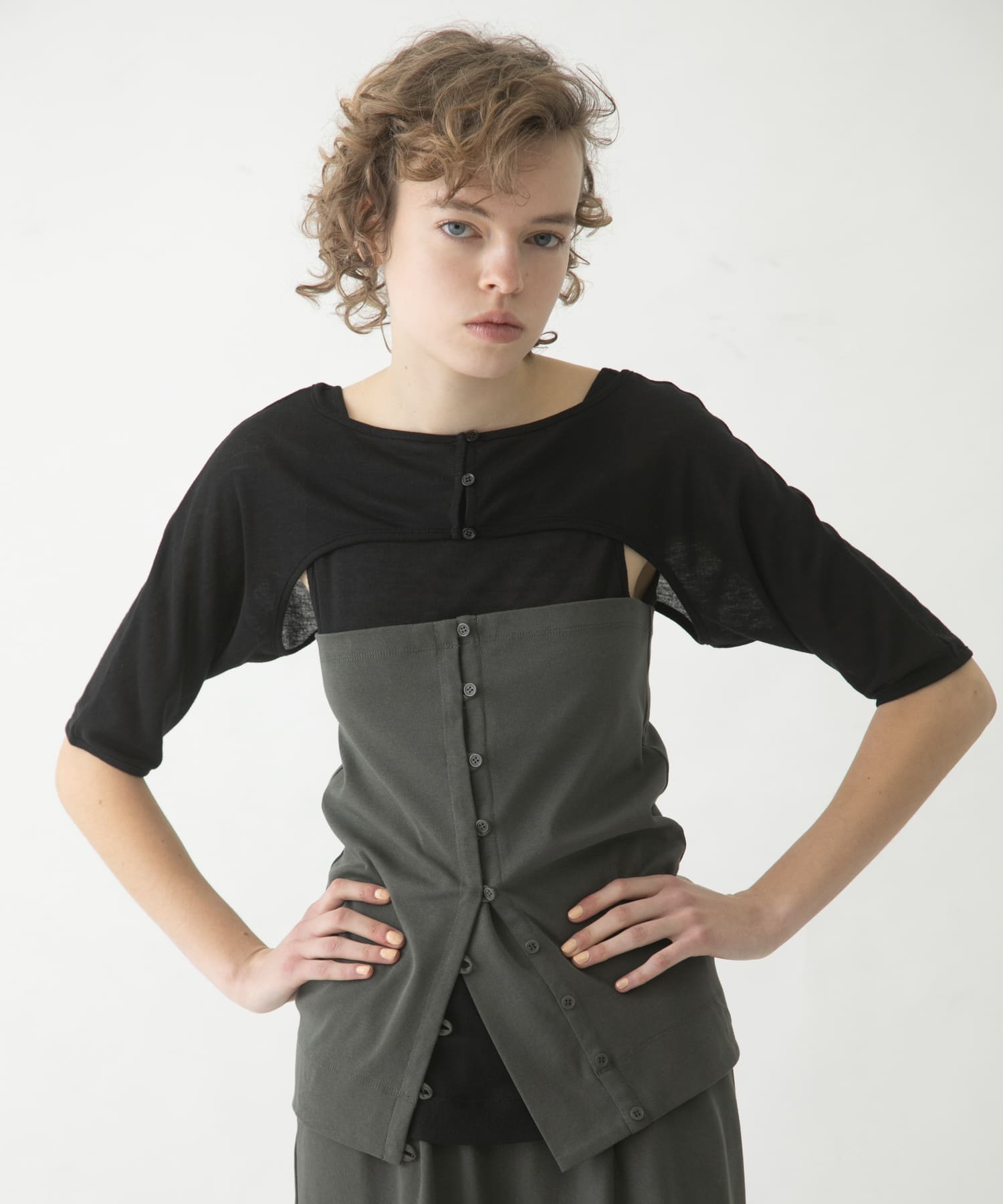 model : 174cm 着用サイズ : Free