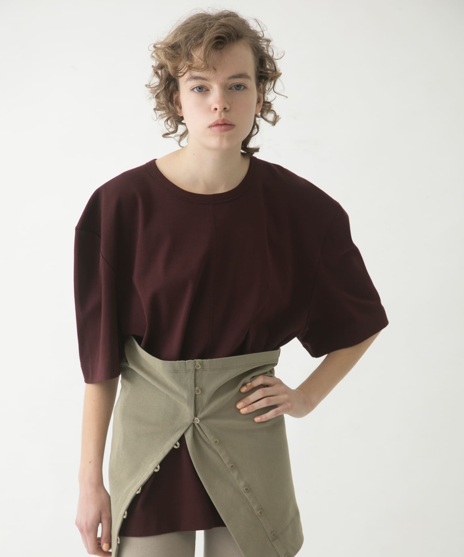 model : 174cm 着用サイズ : Free