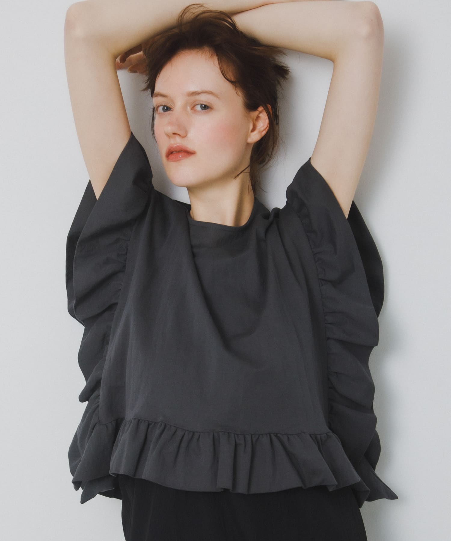 frill tee