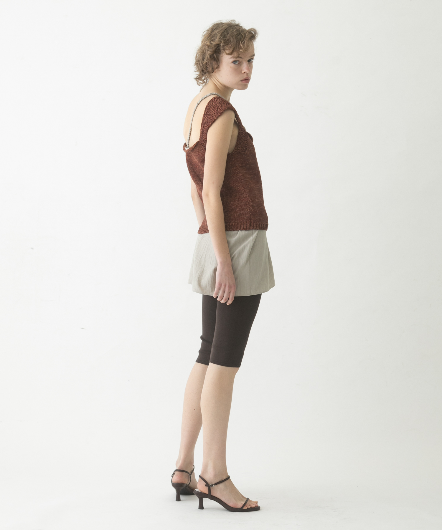 model : 174cm 着用サイズ : Free