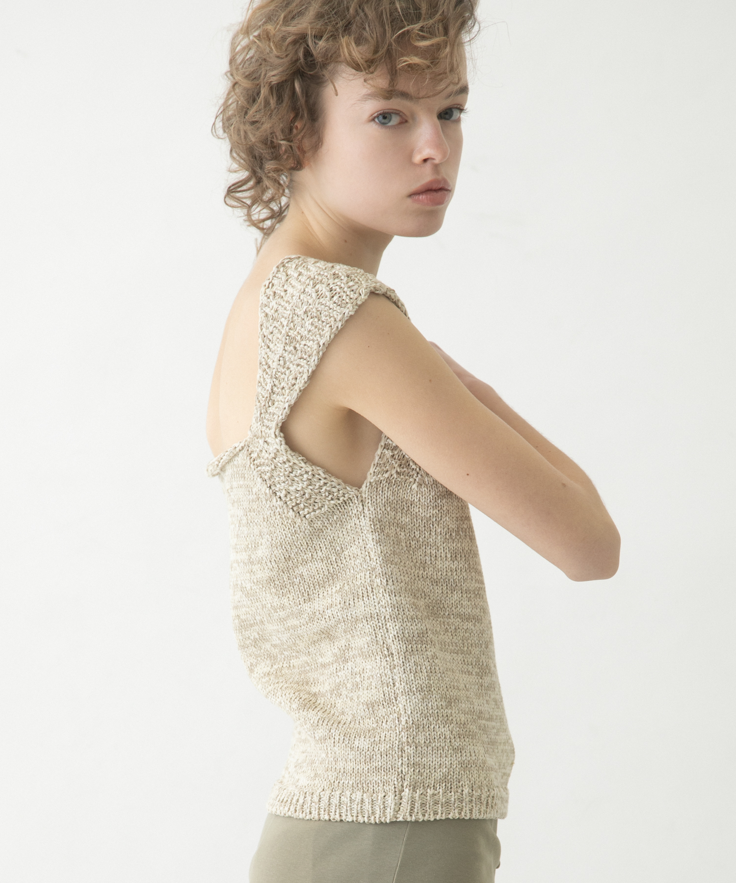 model : 174cm 着用サイズ : Free