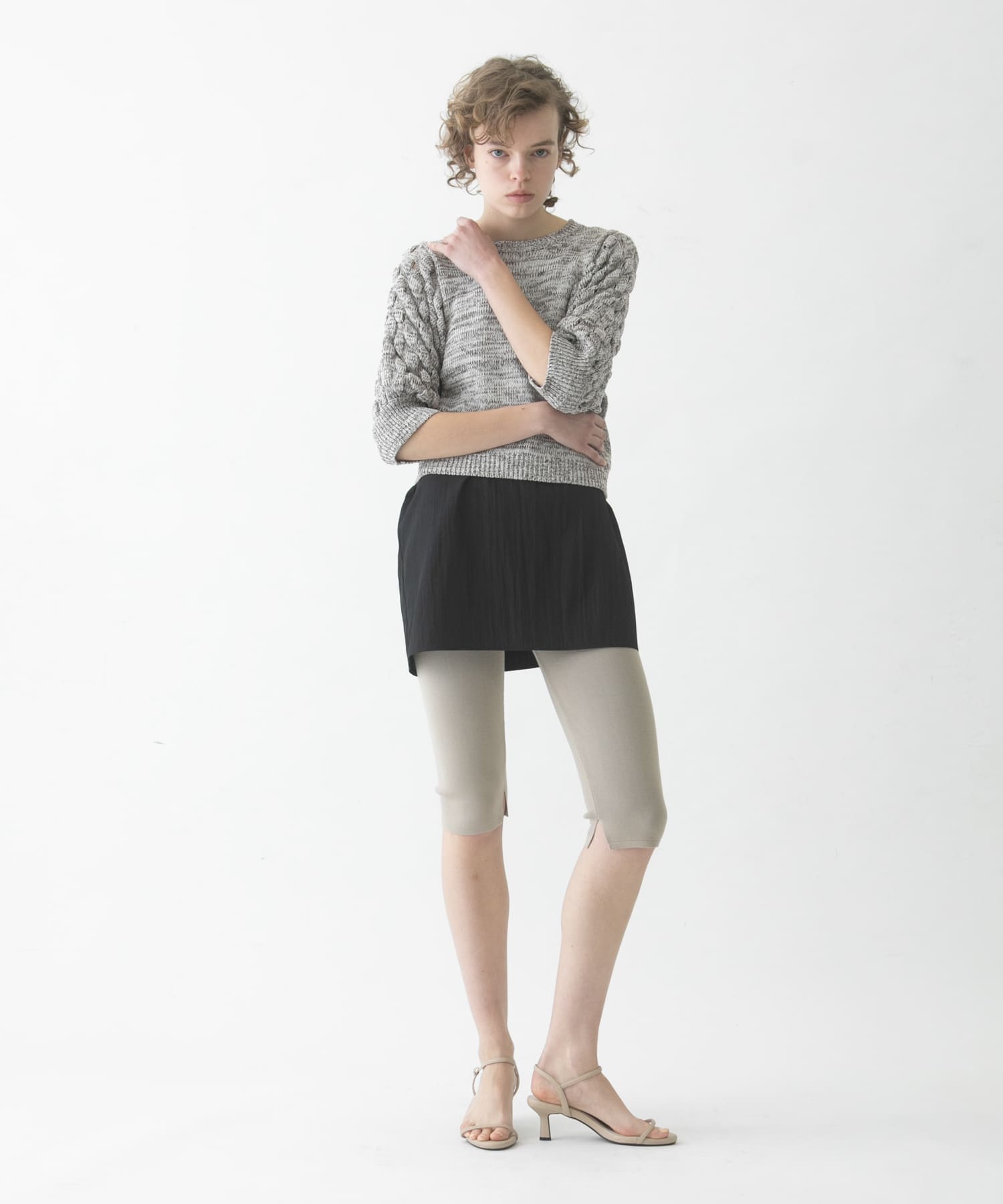 model : 174cm 着用サイズ : Free