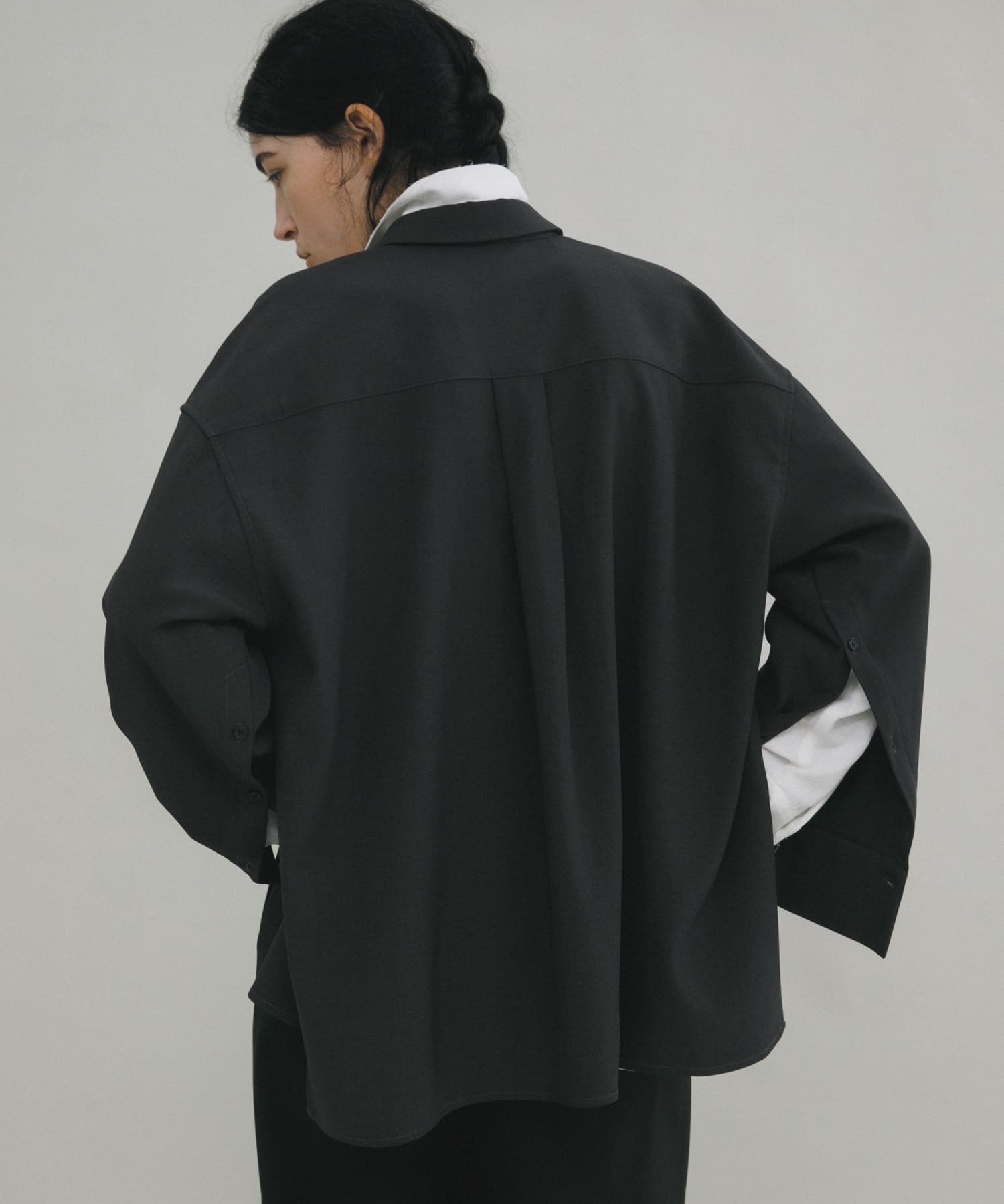 model : 174cm 着用サイズ : Free