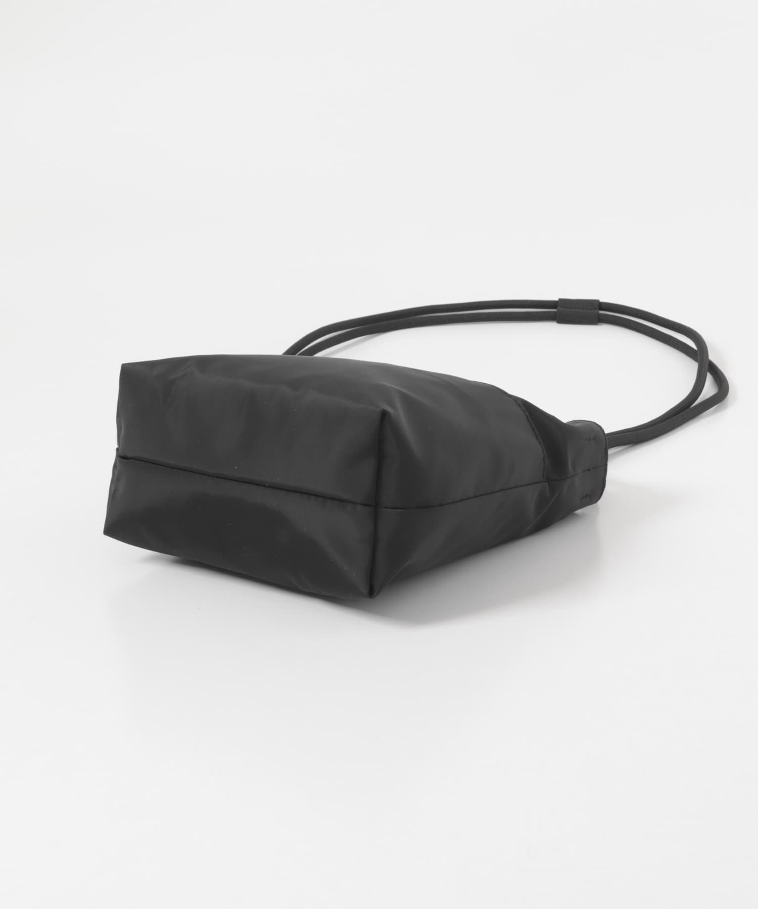 プチ撥水コード紐ショルダーバッグ BLACK One