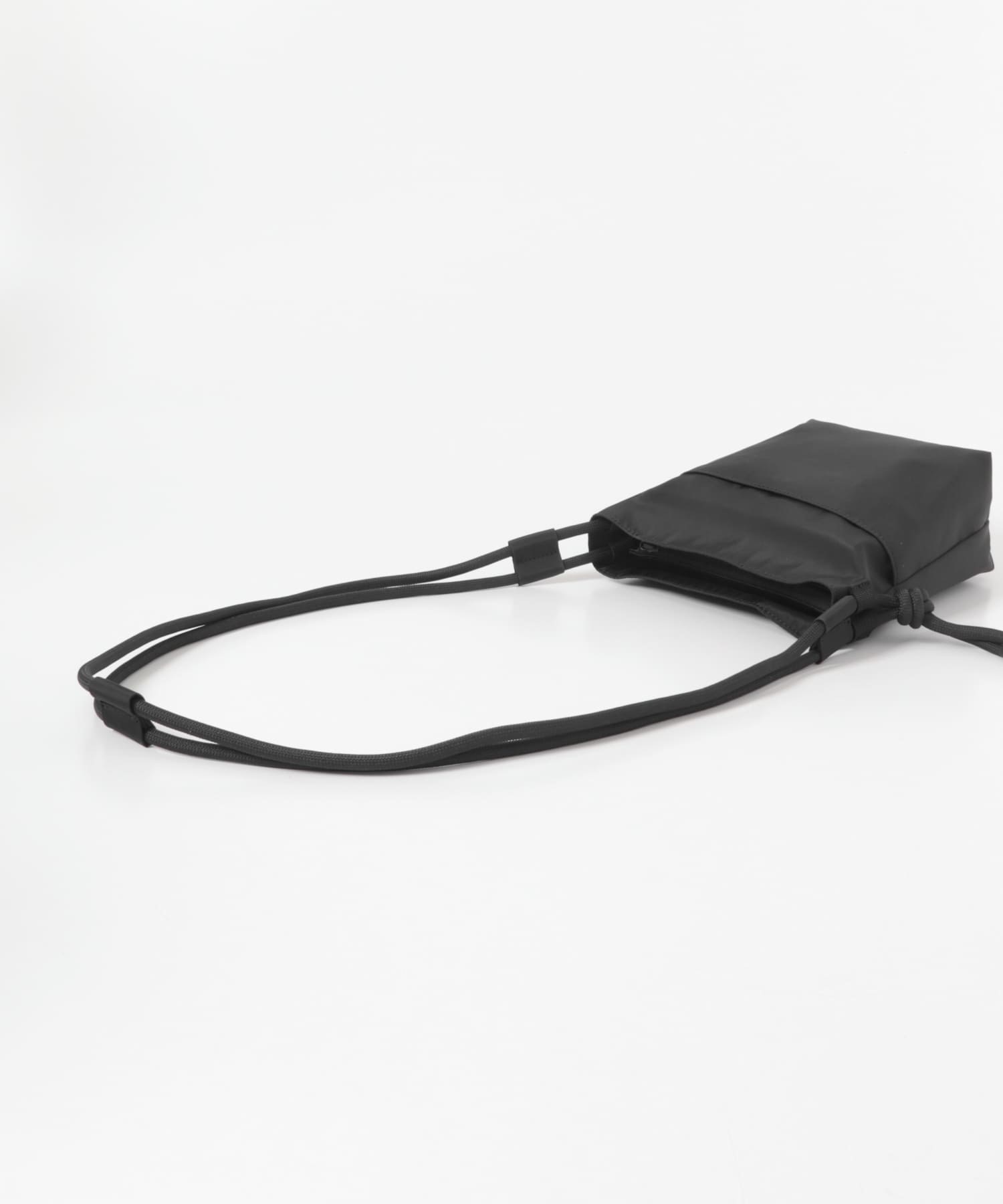 プチ撥水コード紐ショルダーバッグ BLACK One