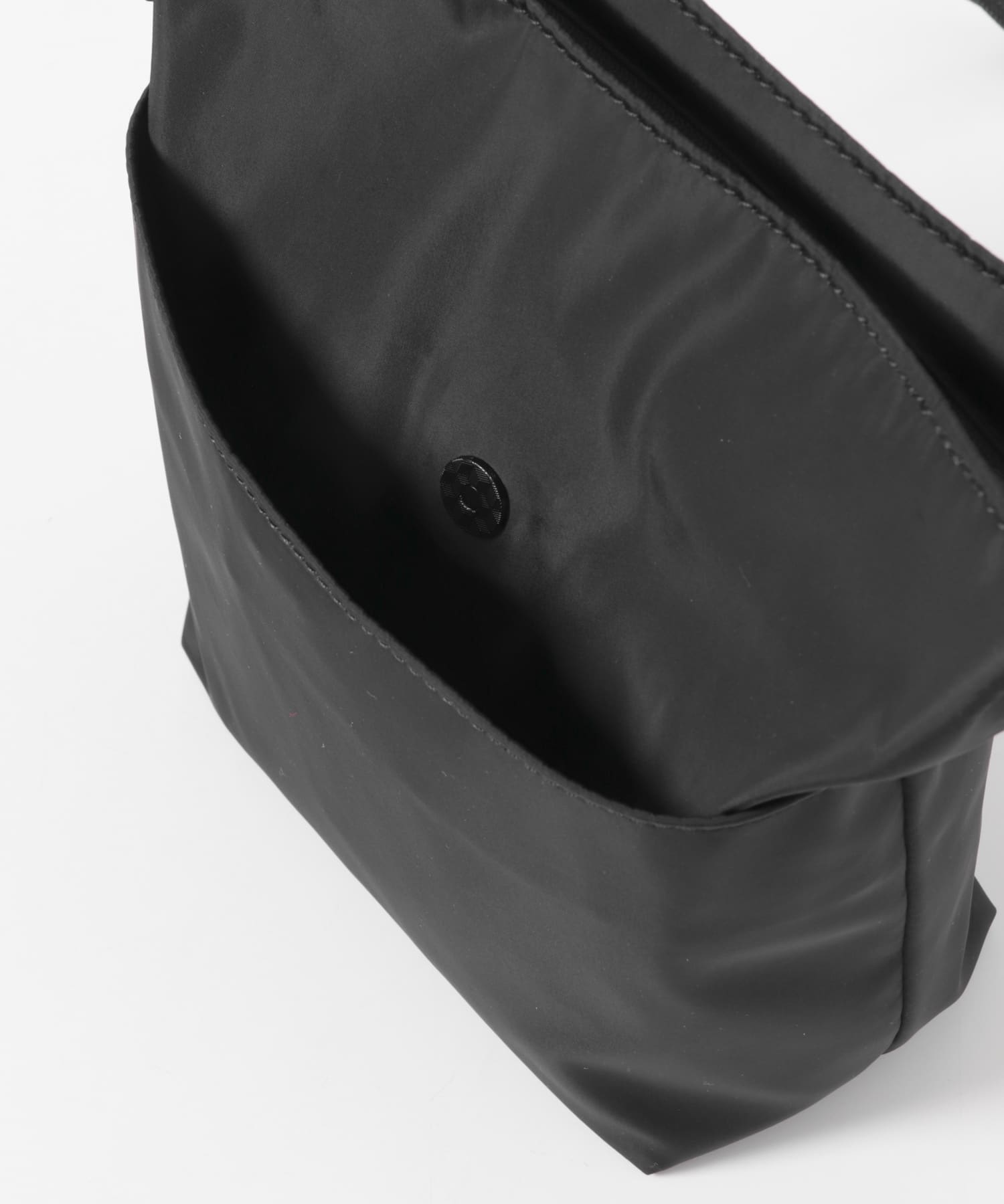 プチ撥水コード紐ショルダーバッグ BLACK One