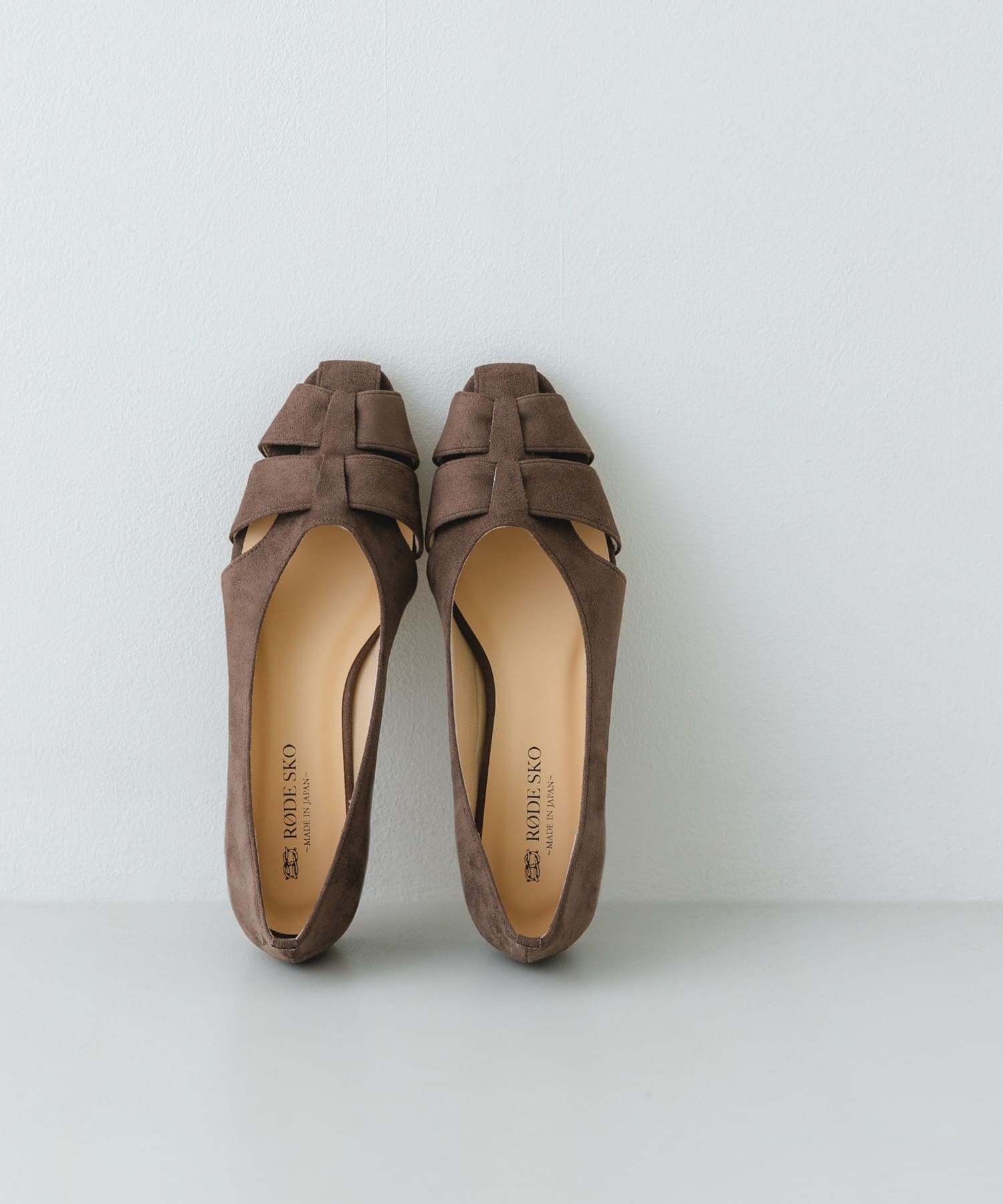 『MADE IN JAPAN』 1.5センチグルカパンプス