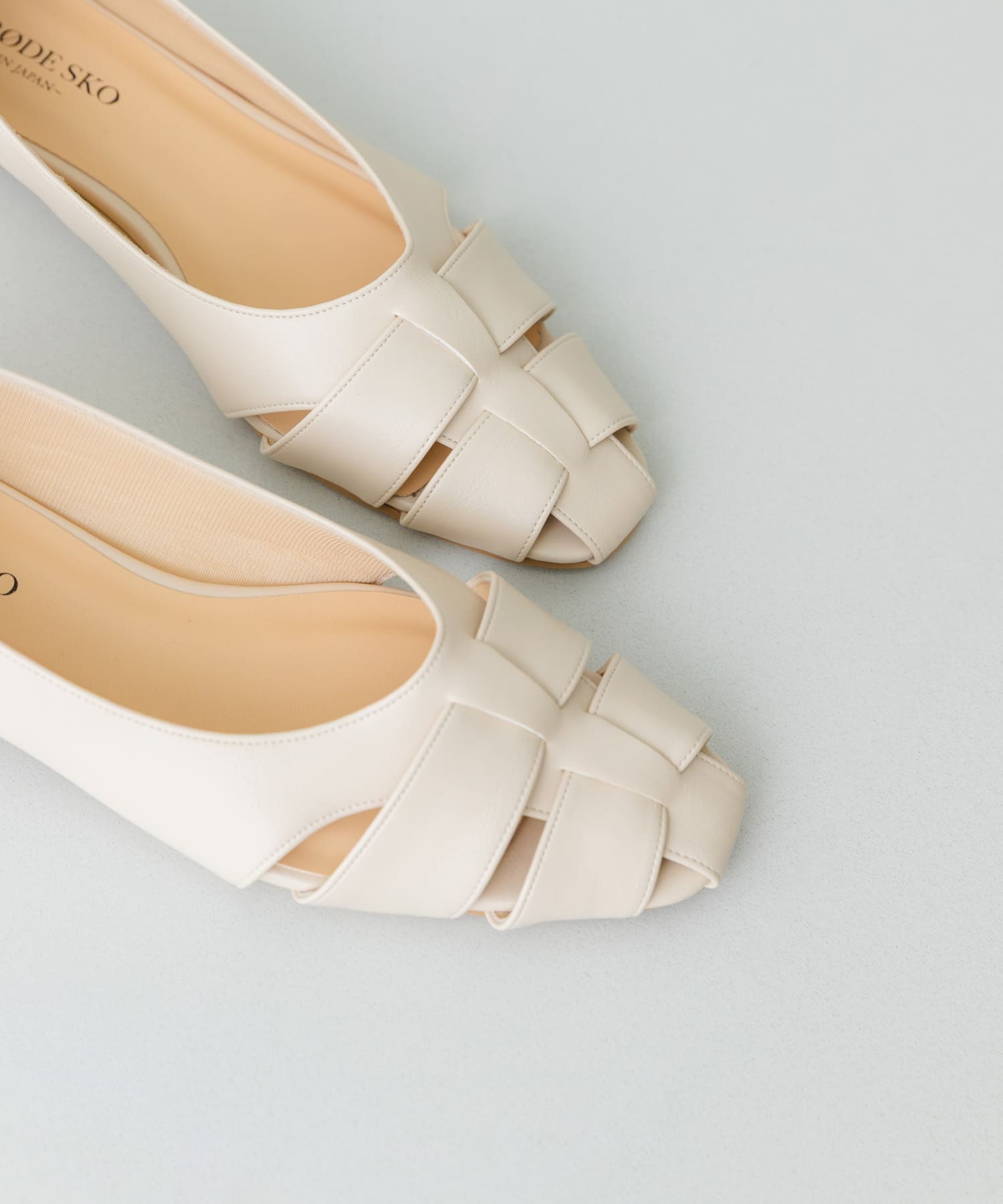 『MADE IN JAPAN』 1.5センチグルカパンプス IVORY 36