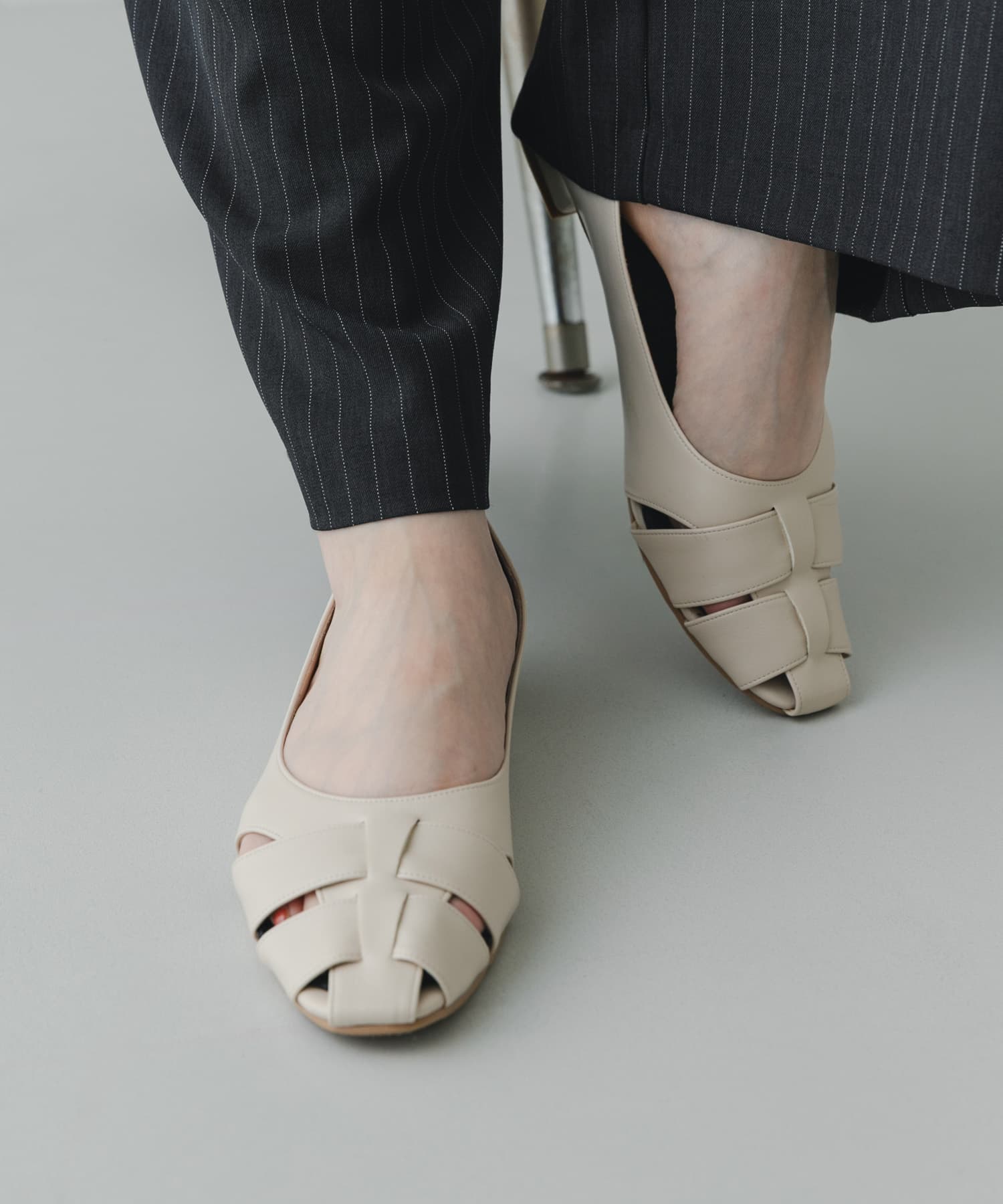 『MADE IN JAPAN』 1.5センチグルカパンプス IVORY 36