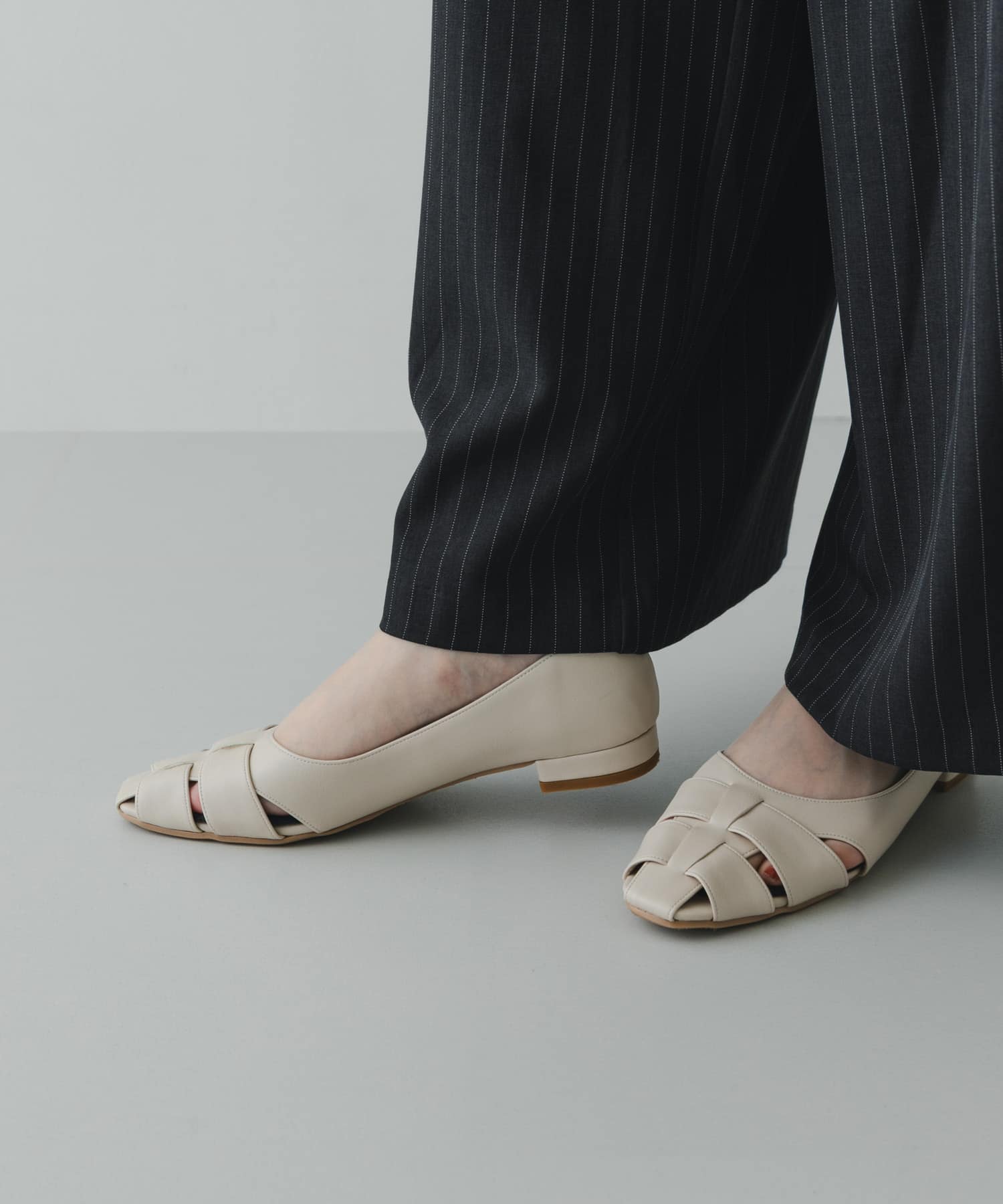 『MADE IN JAPAN』 1.5センチグルカパンプス IVORY 36
