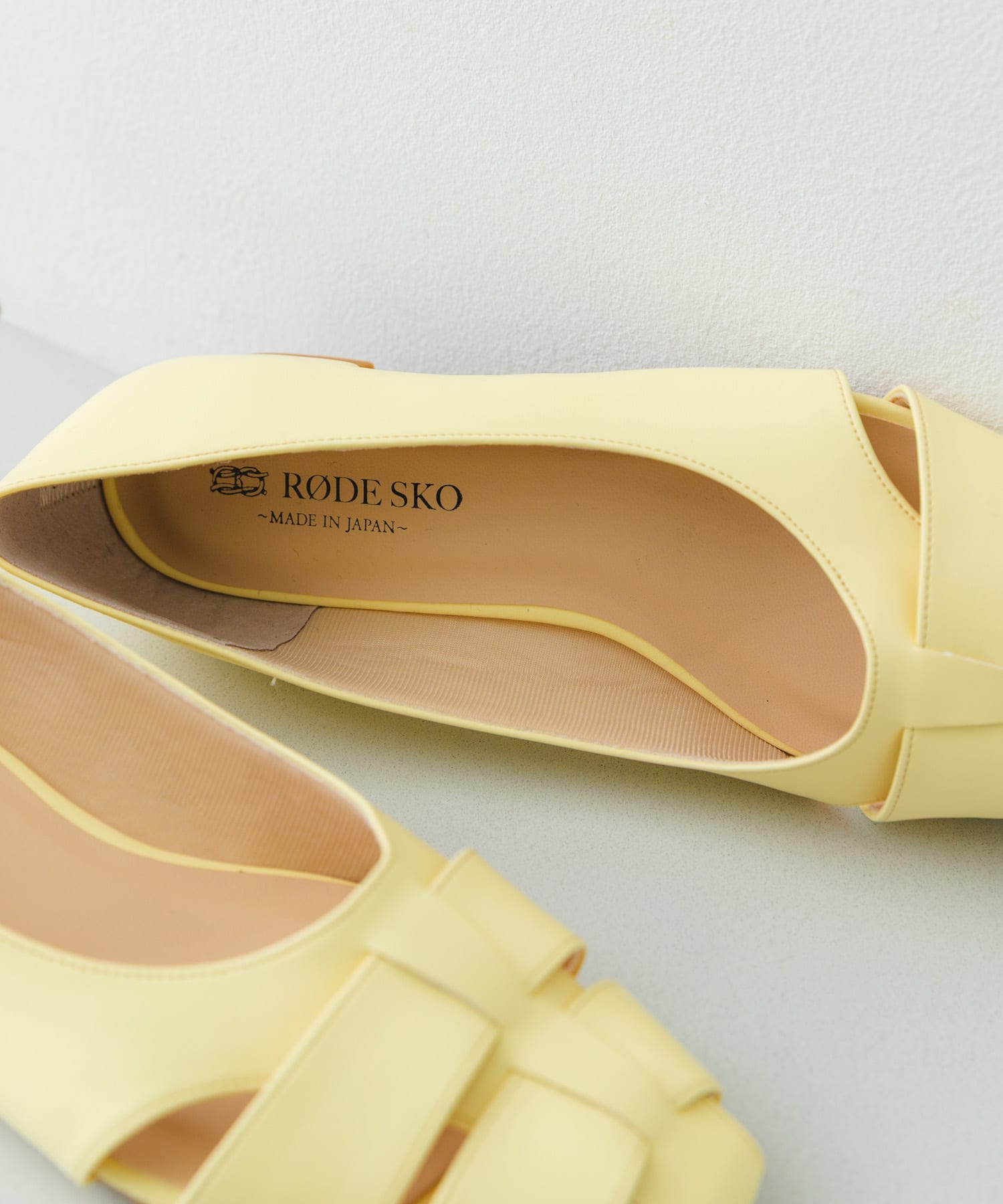 『MADE IN JAPAN』 1.5センチグルカパンプス EGG 36