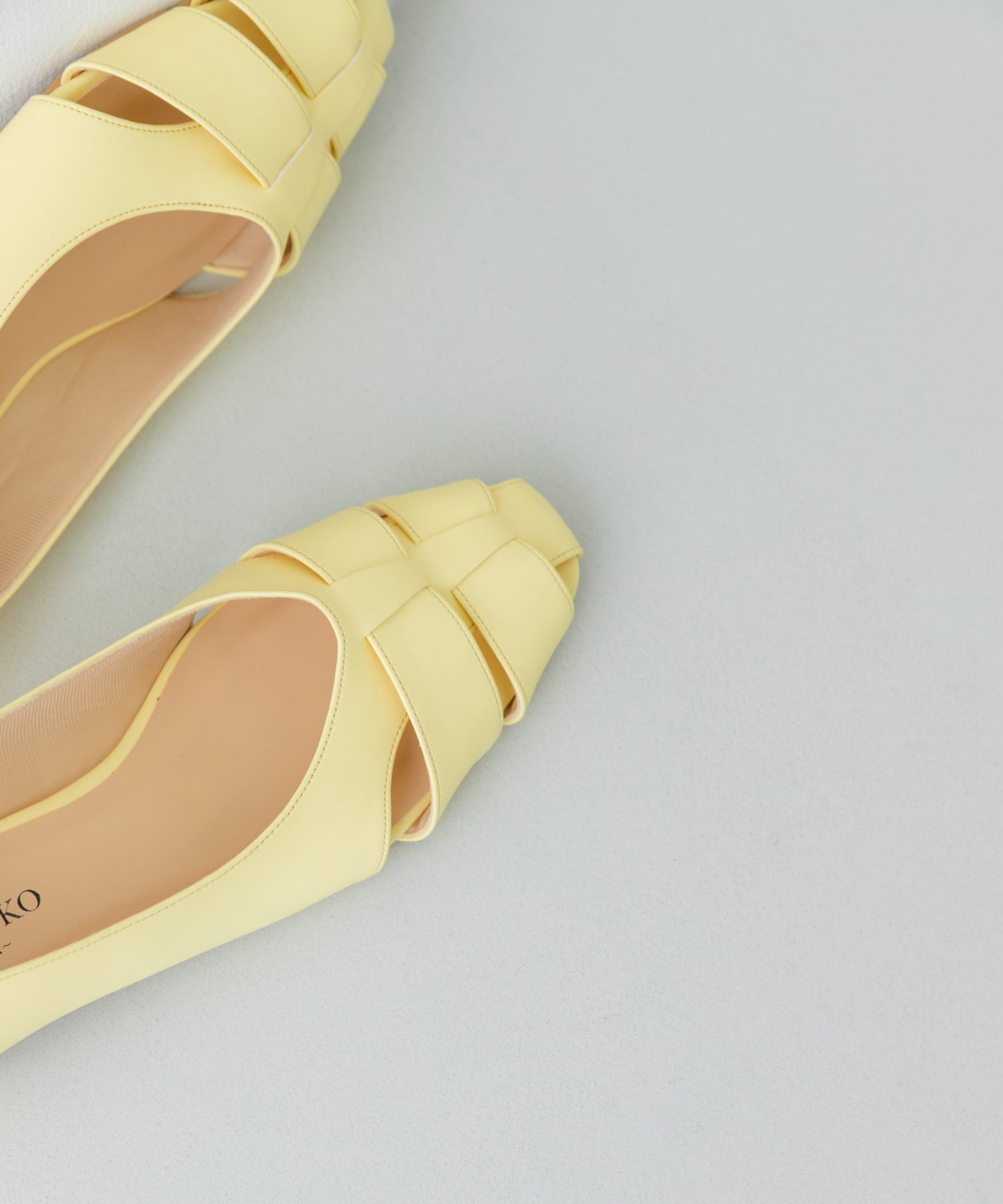 『MADE IN JAPAN』 1.5センチグルカパンプス EGG 36