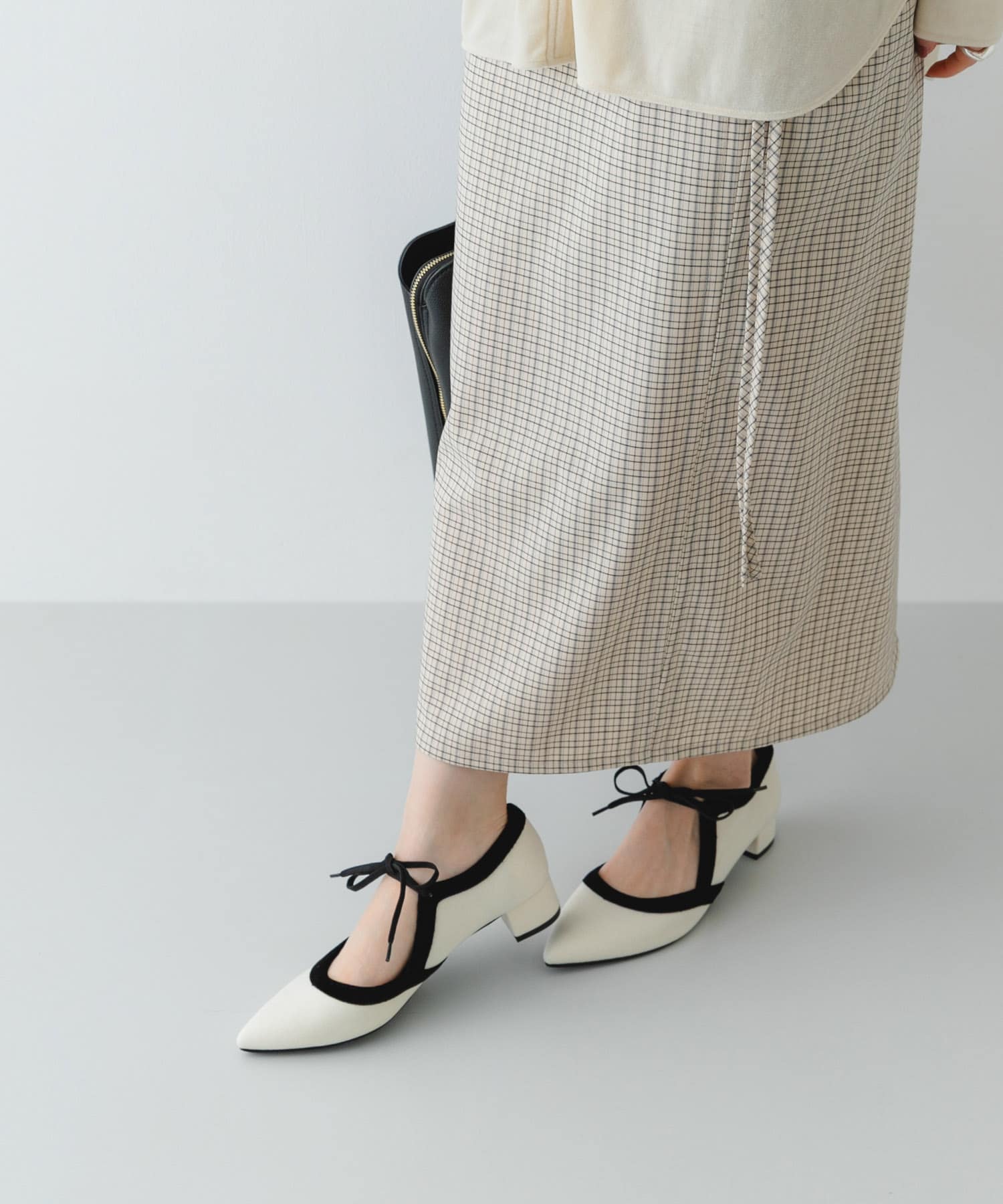 『MADE IN JAPAN』 3センチヒールリボンパンプス OFFxBLK 36
