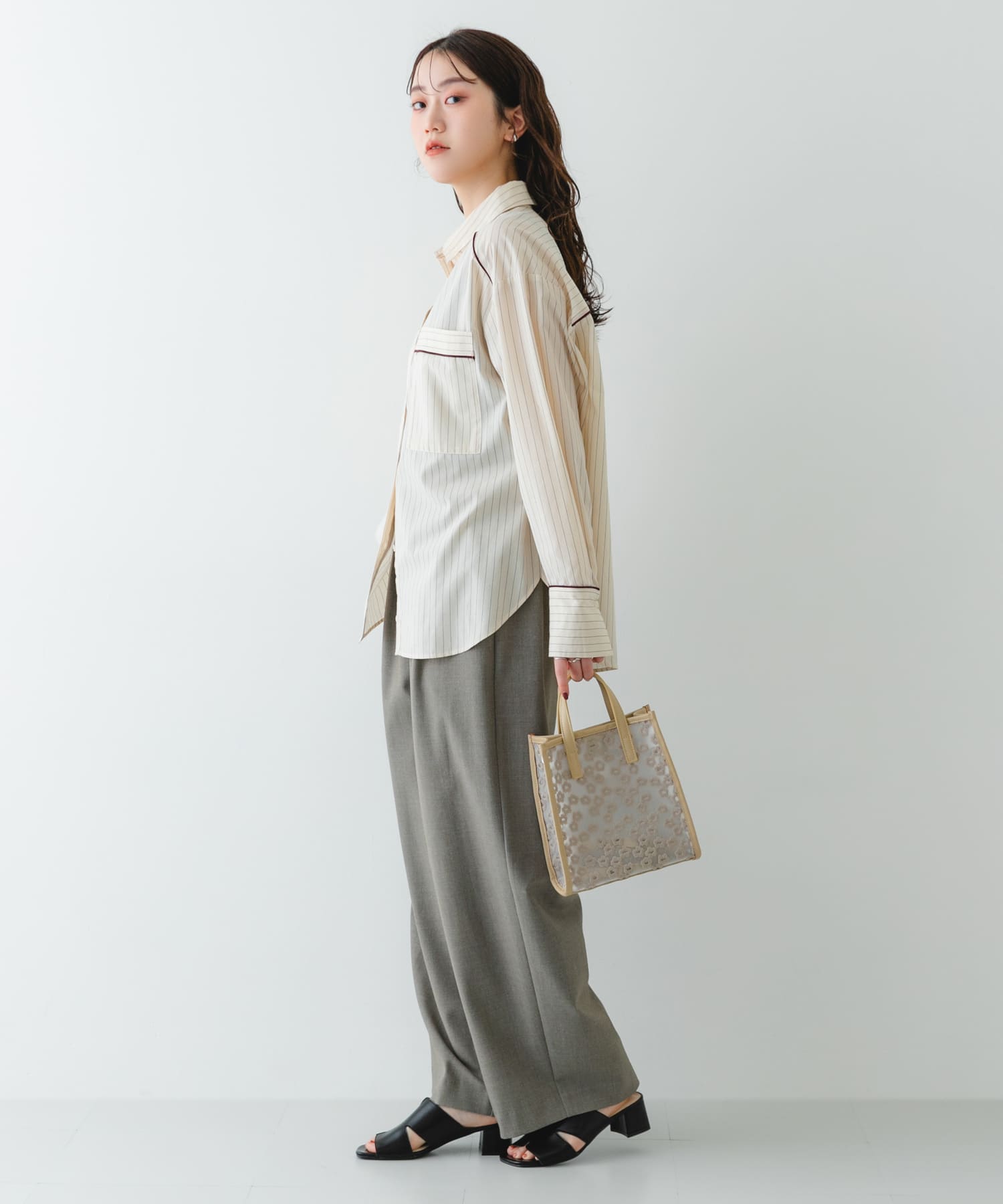 フラワーシアー2WAYハンドバッグ BEIGE One
