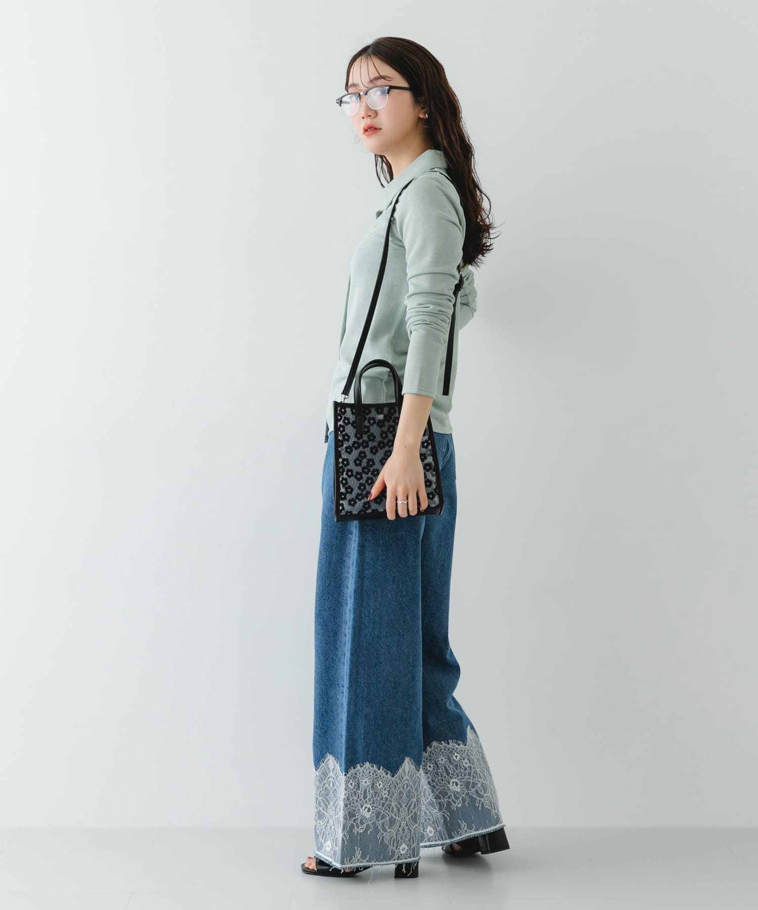 フラワーシアー2WAYハンドバッグ BLACK One