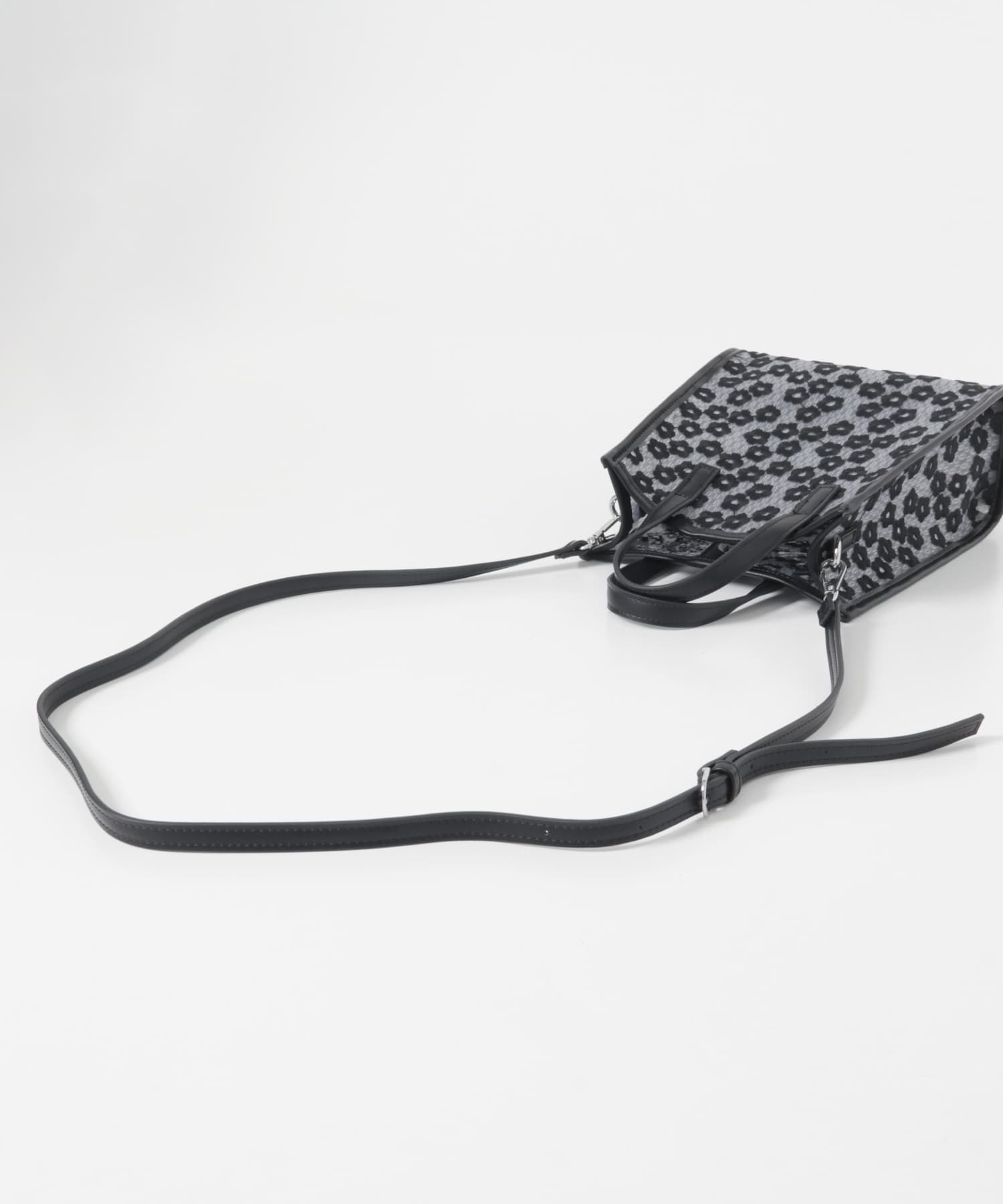 フラワーシアー2WAYハンドバッグ BLACK One