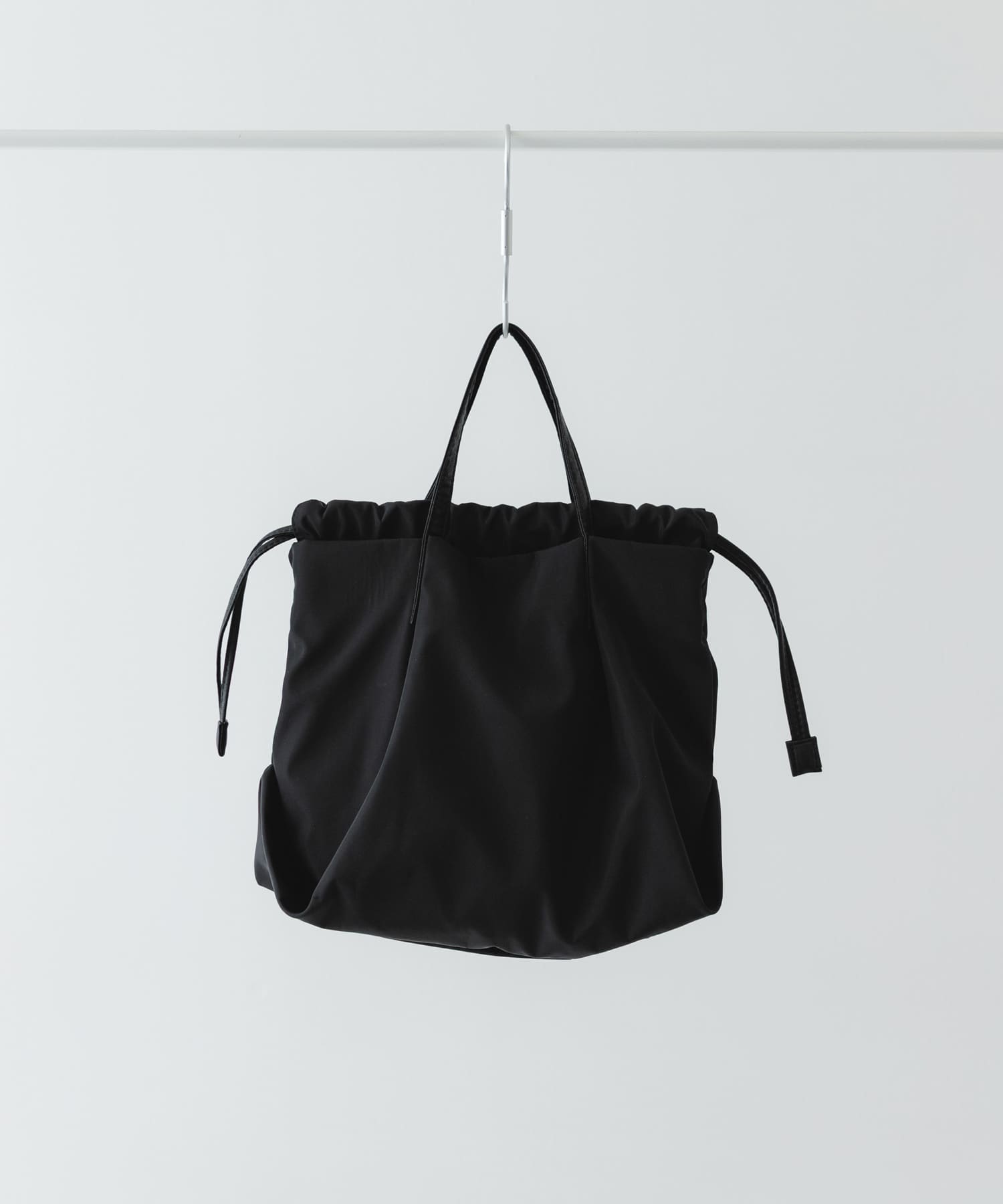 ウォーターレペレントミニショルダー BLACK One