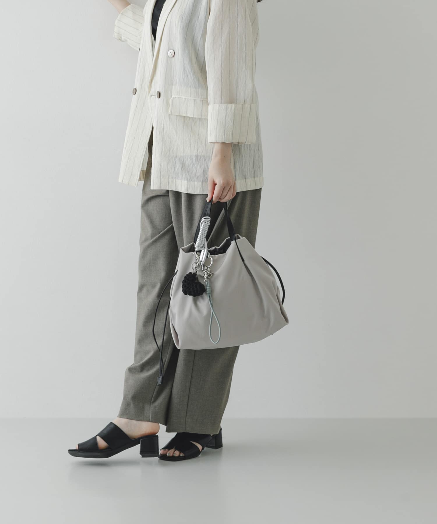 LIGHT GRAY