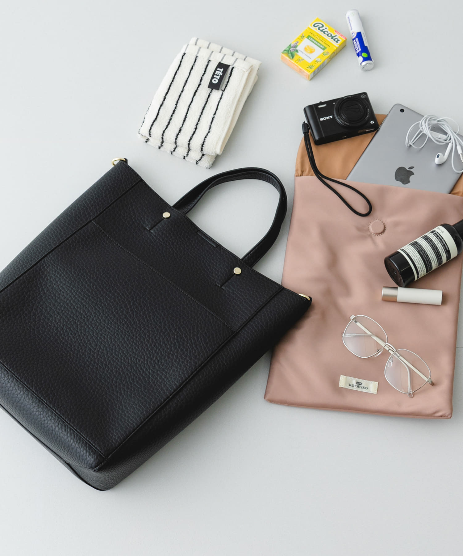 スリーブケース付2WAYトートバッグ BLACK One