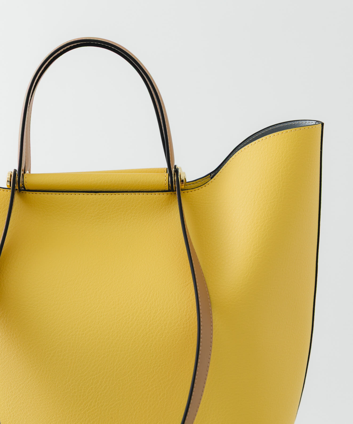 2ハンドルデザイントートバッグ YELLLOW One
