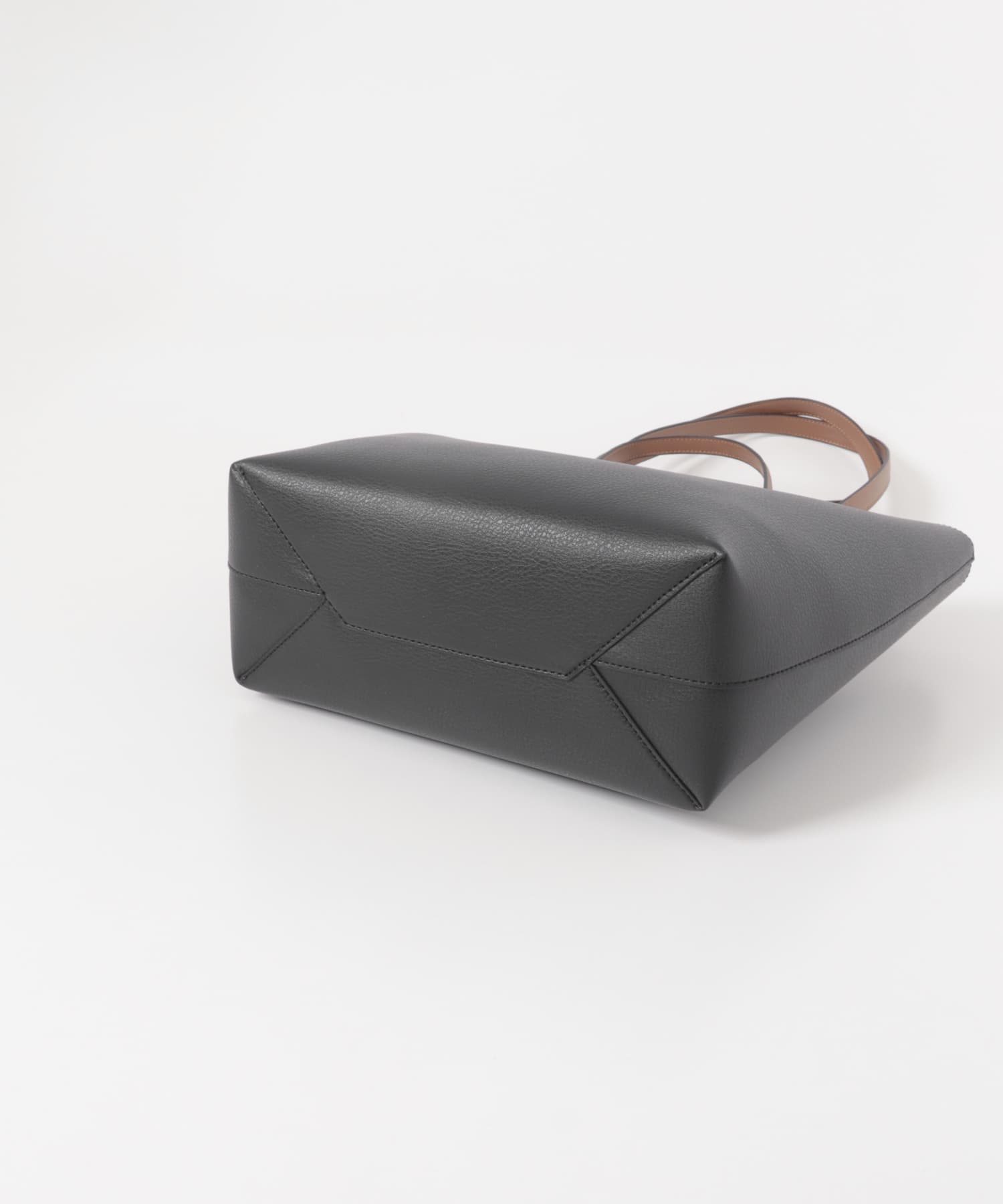 2ハンドルデザイントートバッグ BLACK One