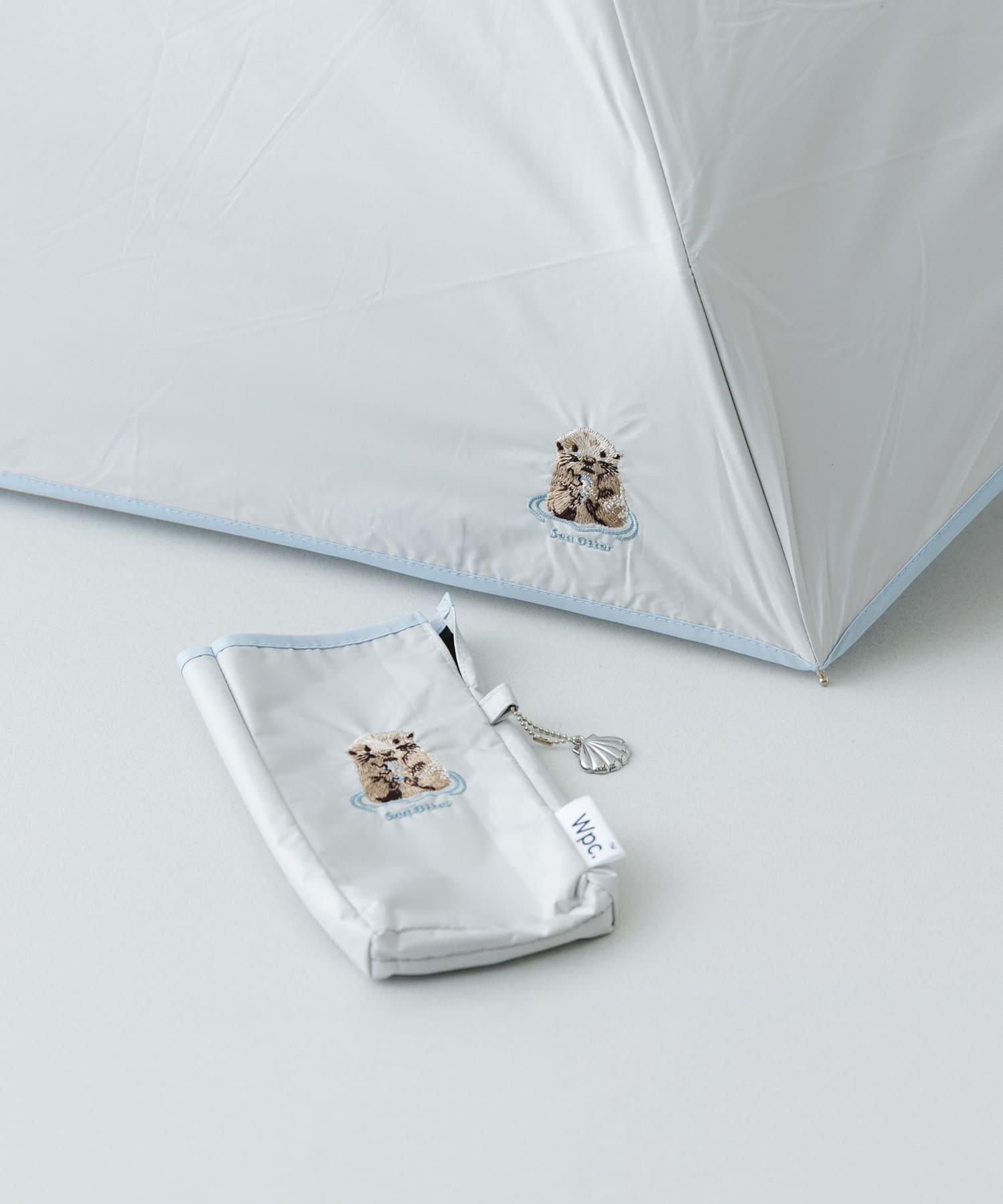 Wpc.　アニマル刺繍日傘 L.GRAY One