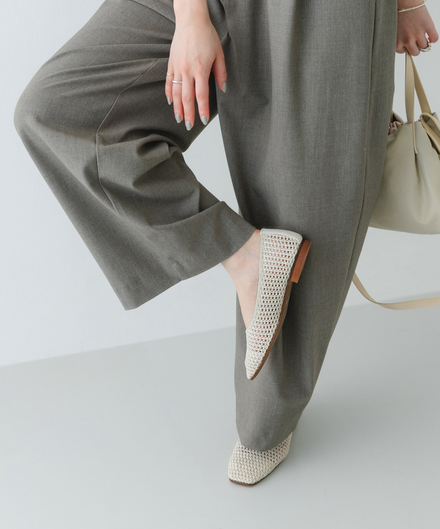 『MADE IN JAPAN』 スクエアメッシュフラットシューズ