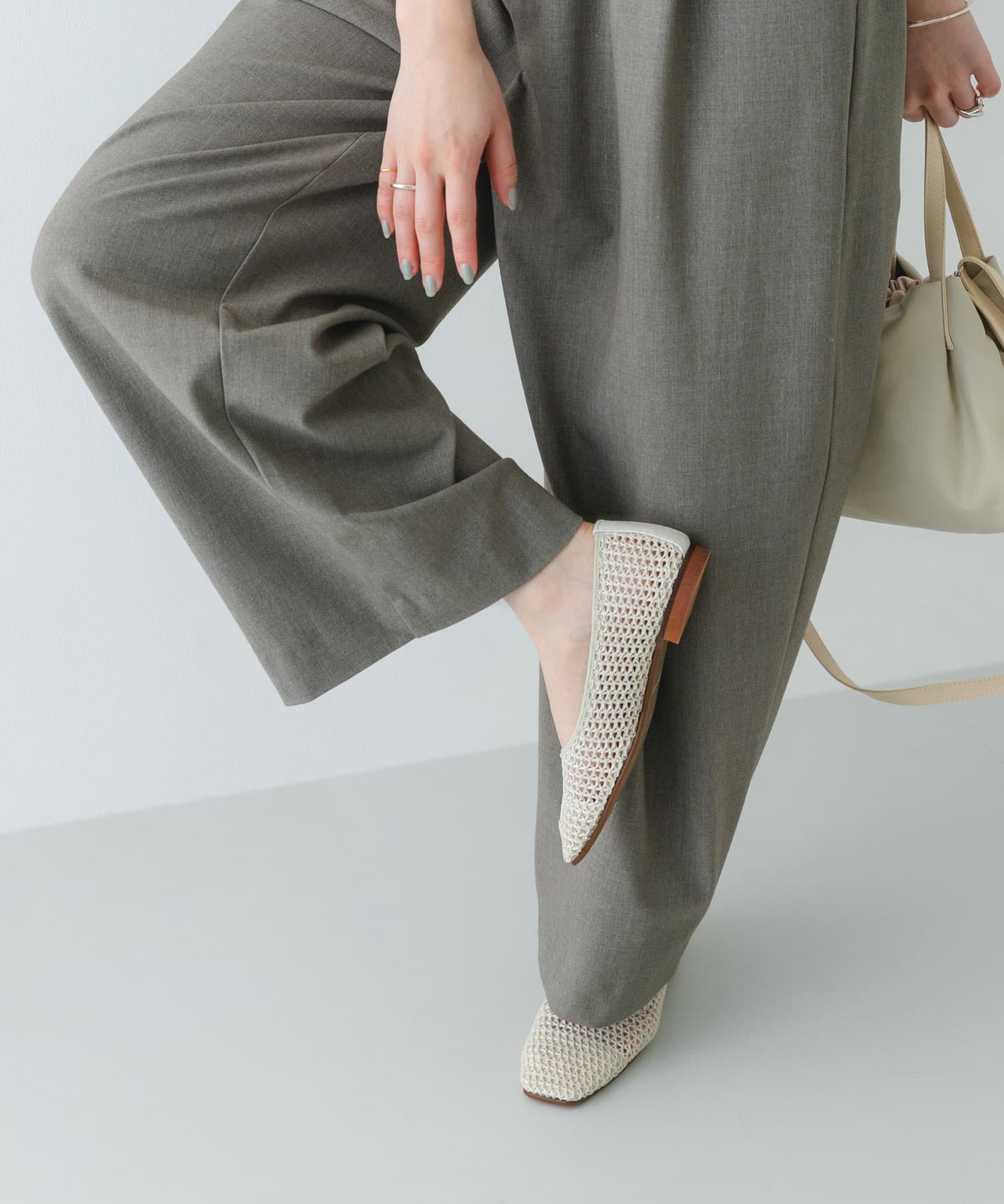 『MADE IN JAPAN』 スクエアメッシュフラットシューズ