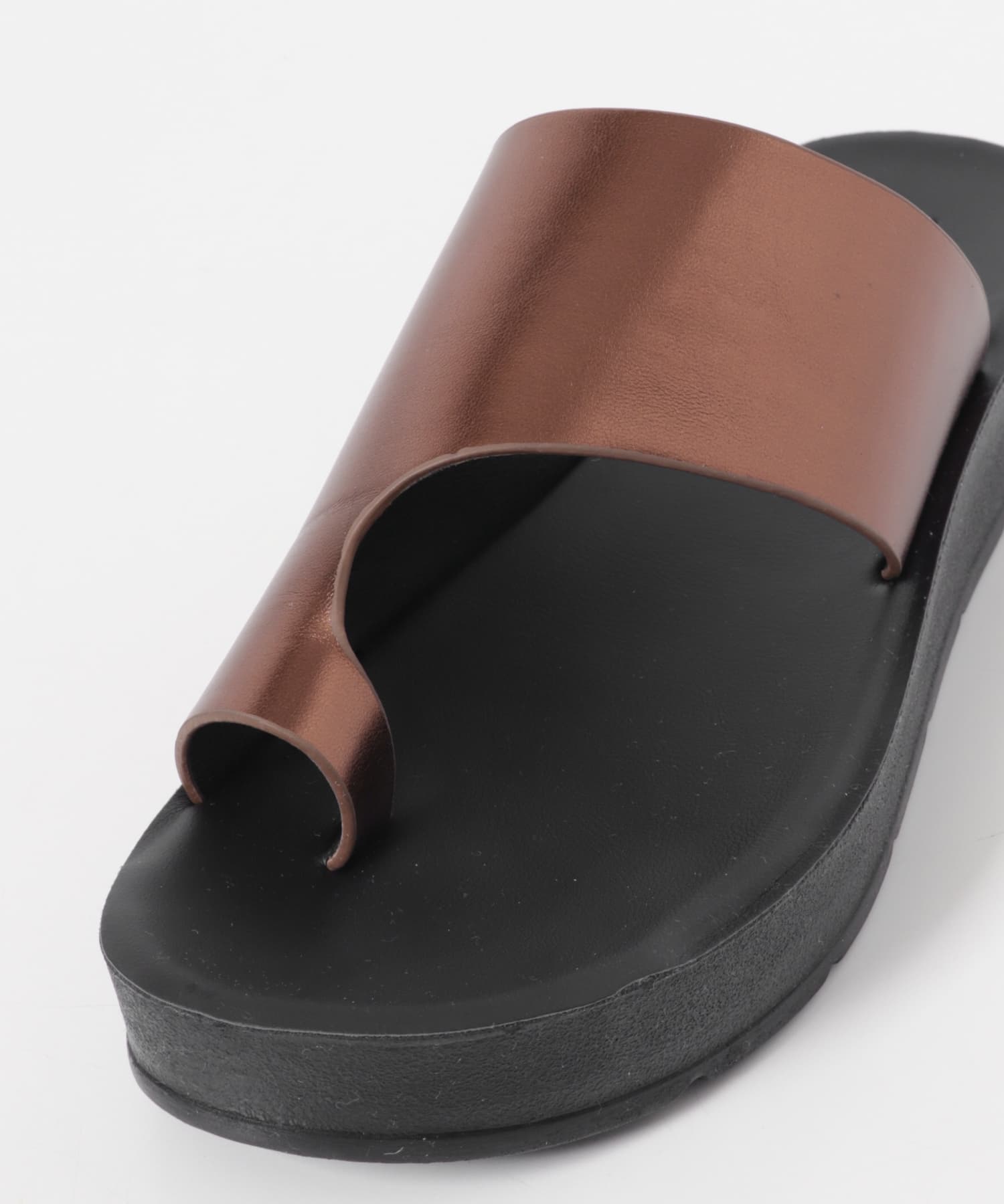 厚底トングサンダル BROWN MET 36