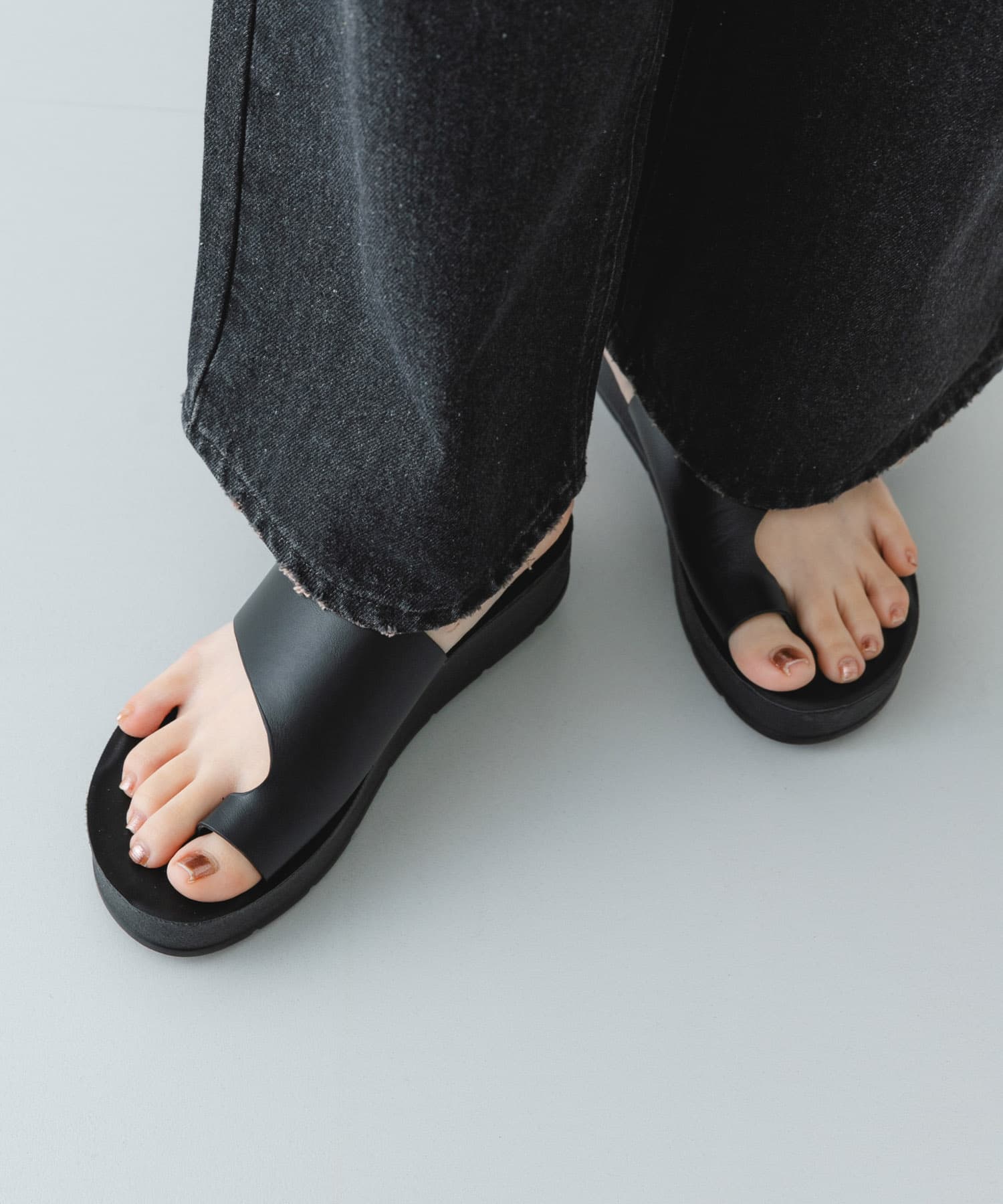 厚底トングサンダル BLACK 36