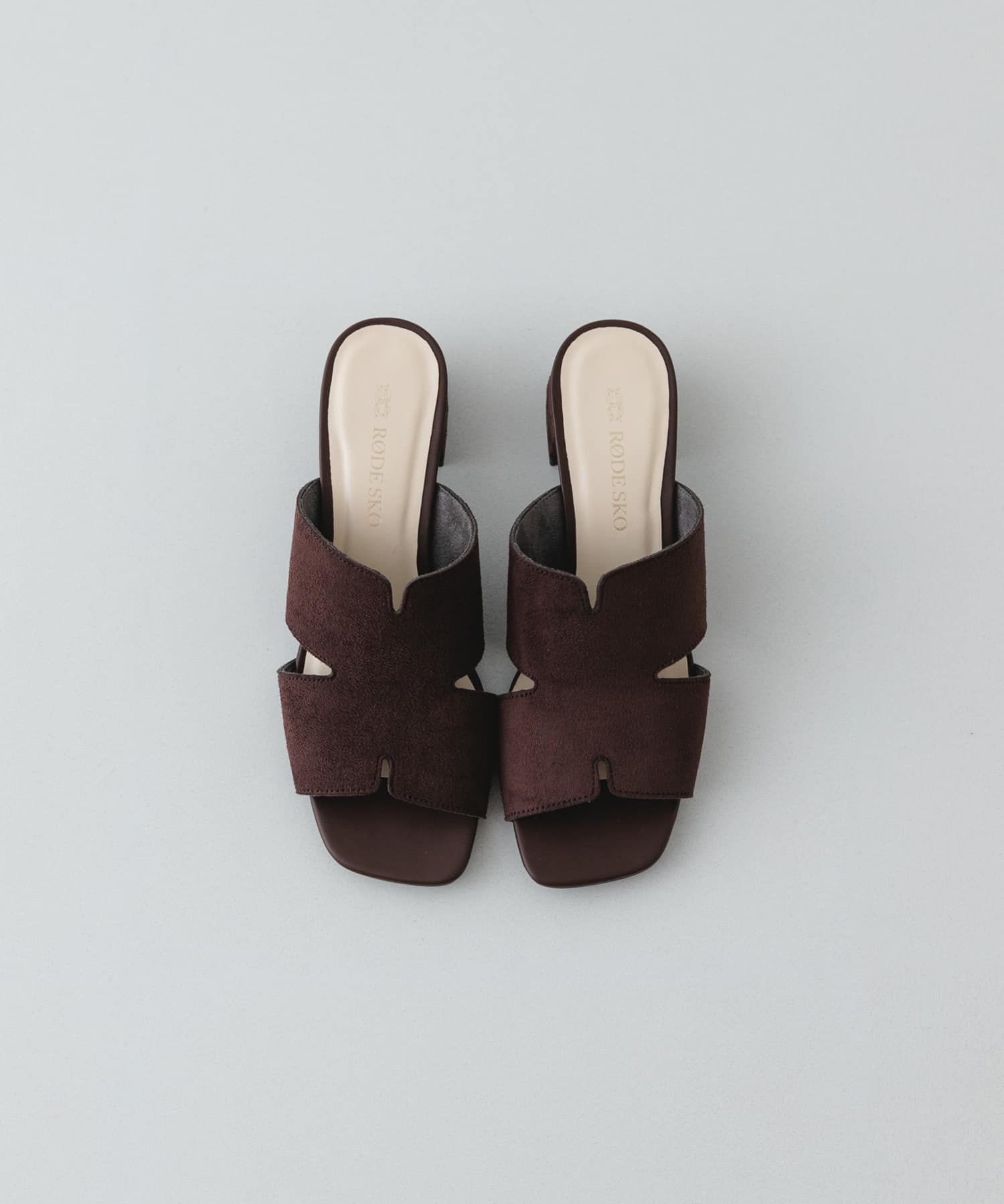 デザインカットアッパーミュール